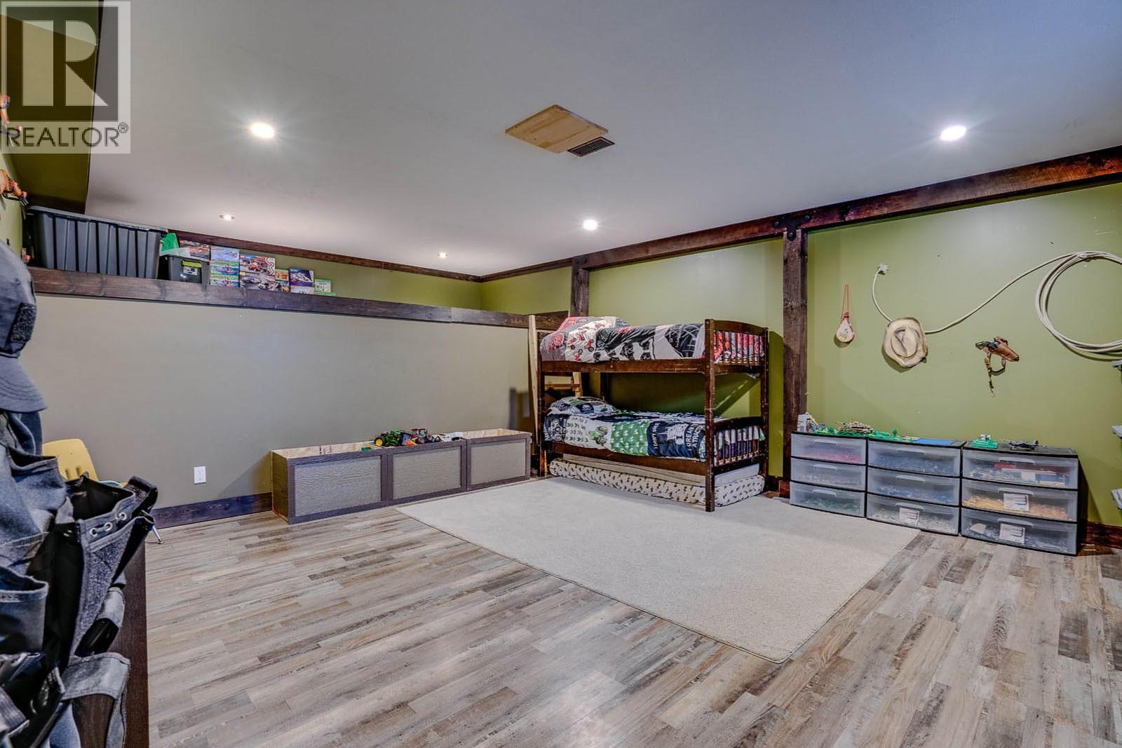 26 Byers Road Property Photo 29