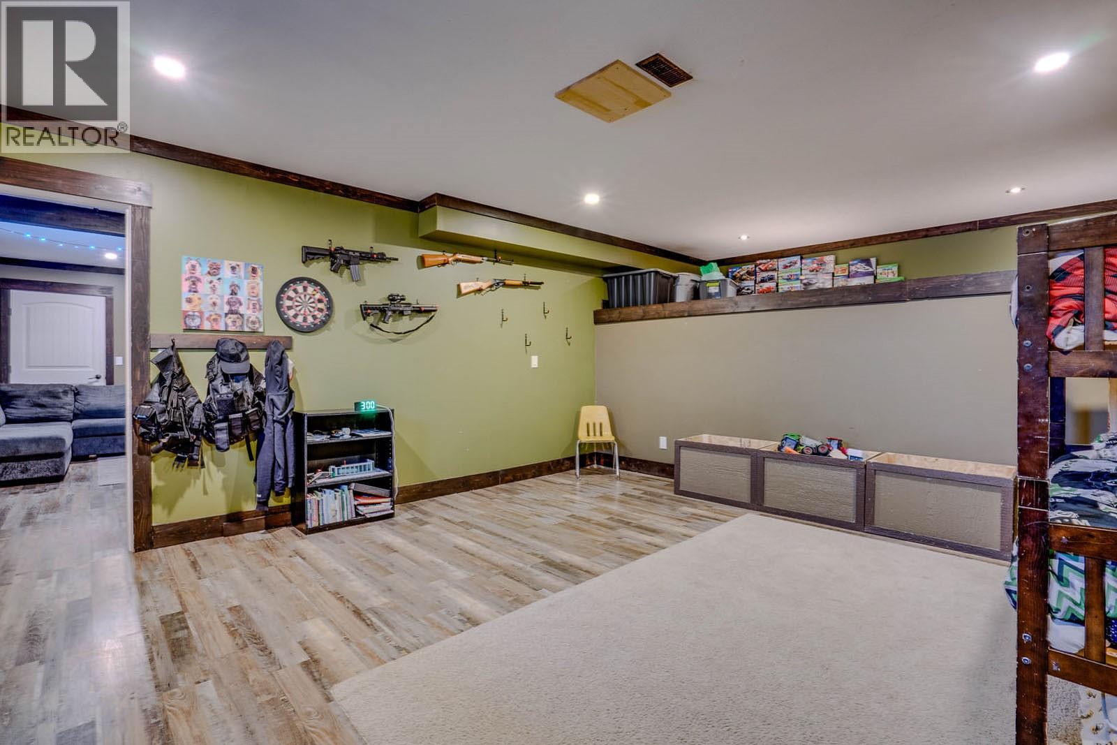 26 Byers Road Property Photo 30