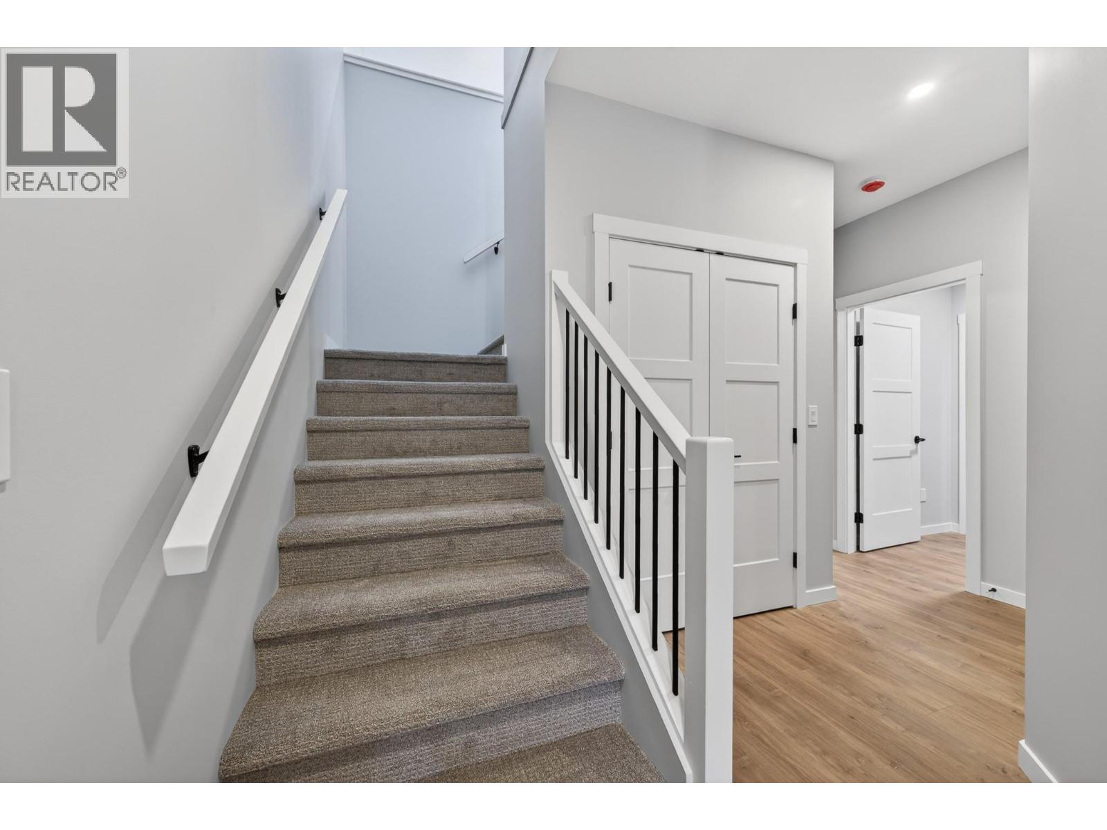 3279 B Schubert Road Property Photo 25