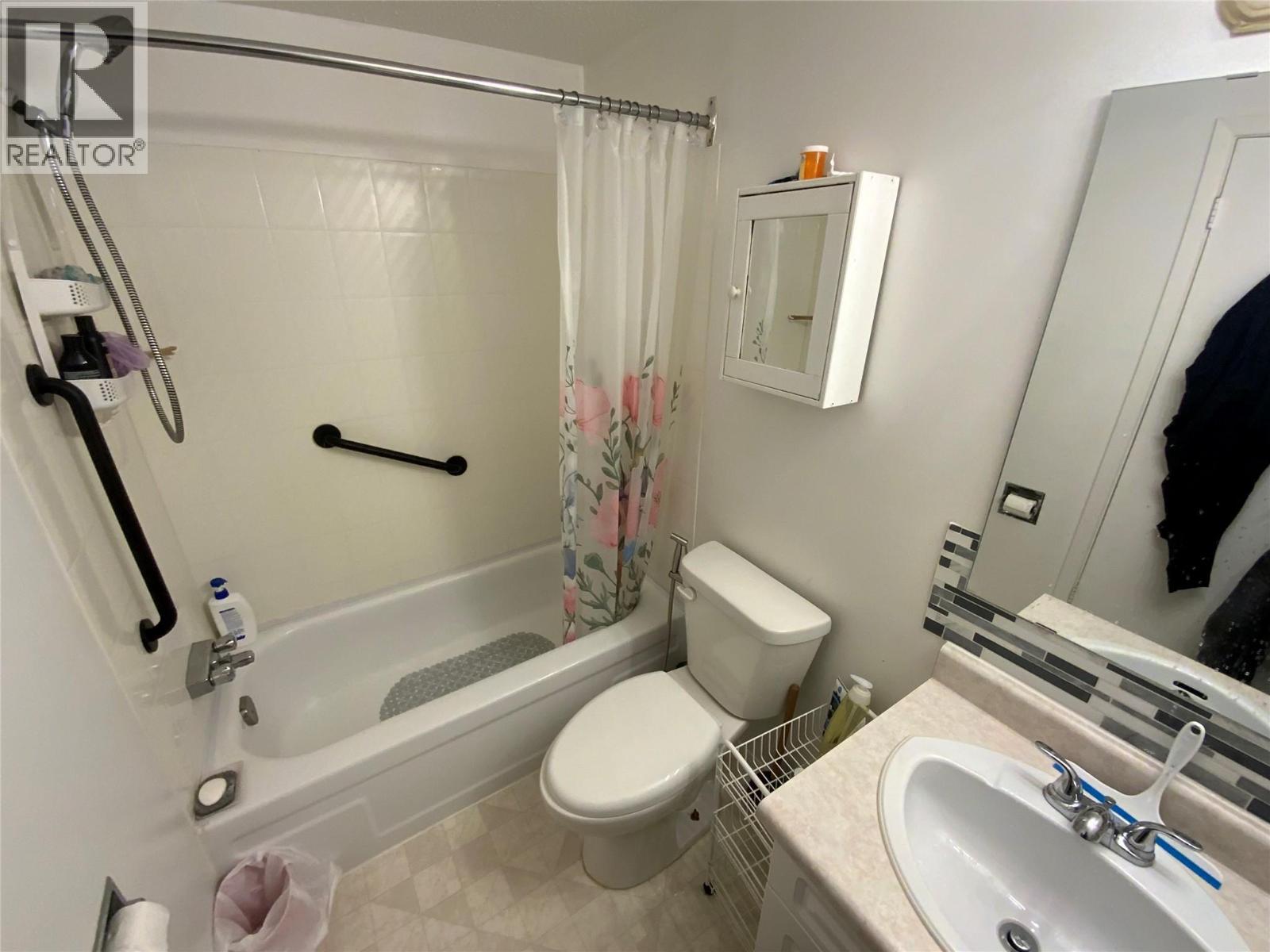 803 Fairview Road Unit# 203 Property Photo 10