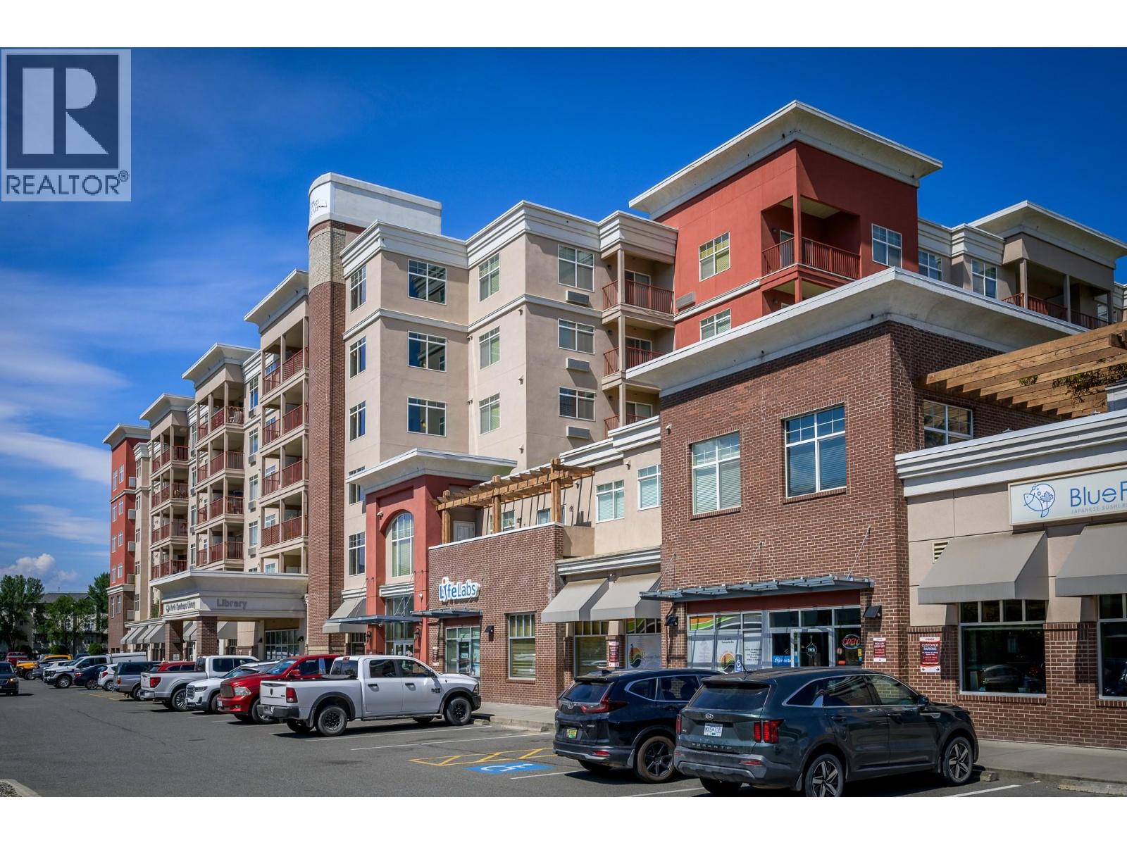 689 Tranquille Road Unit# 324 Property Photo 1
