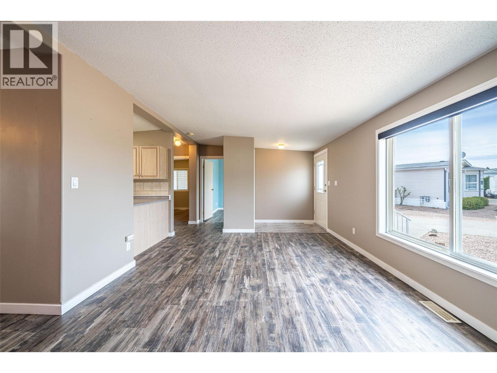 9510 Highway 97 N Unit# 26 Property Photo 7