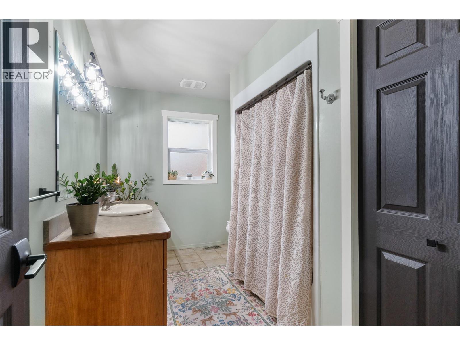 3960 50 Street Ne Property Photo 26
