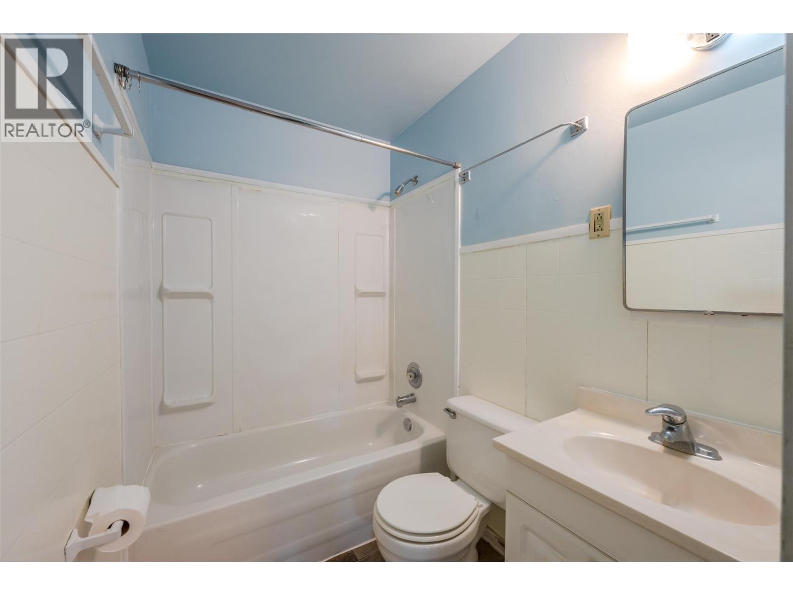 8903 74th Avenue Property Photo 15