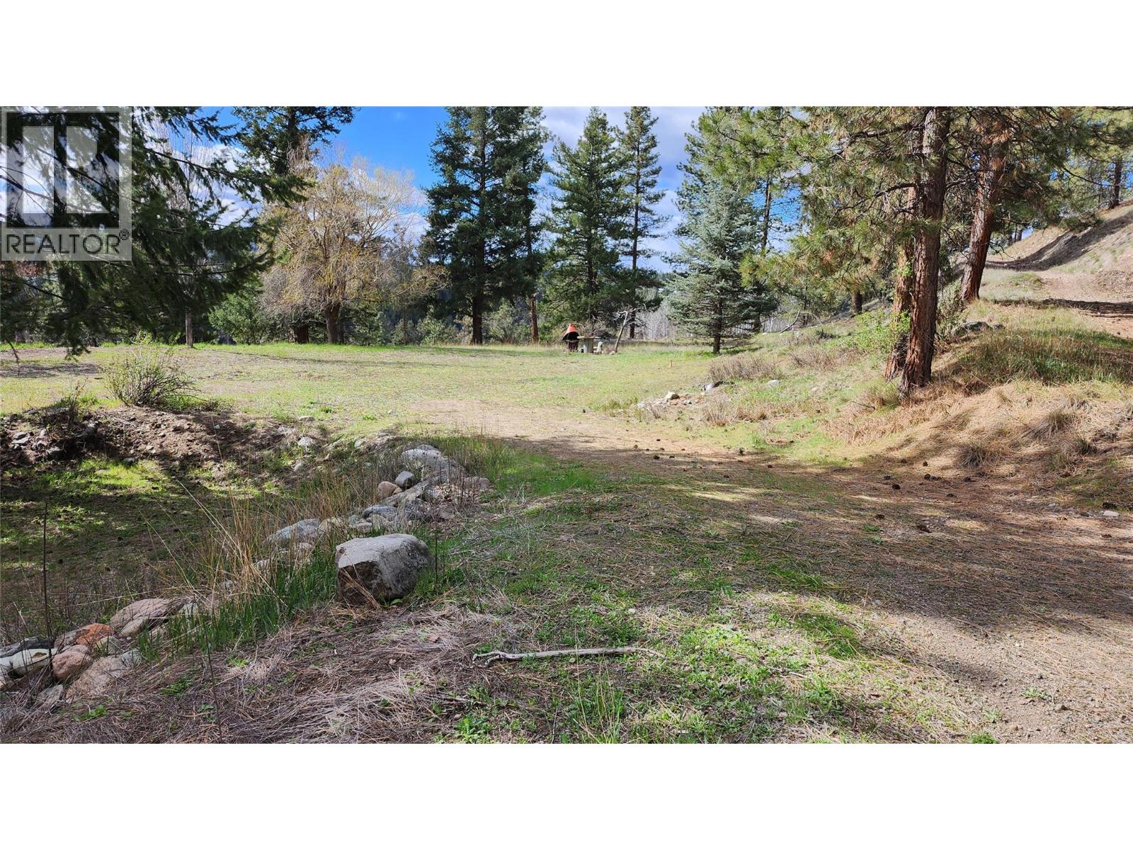 306 Jacobson Road Property Photo 2