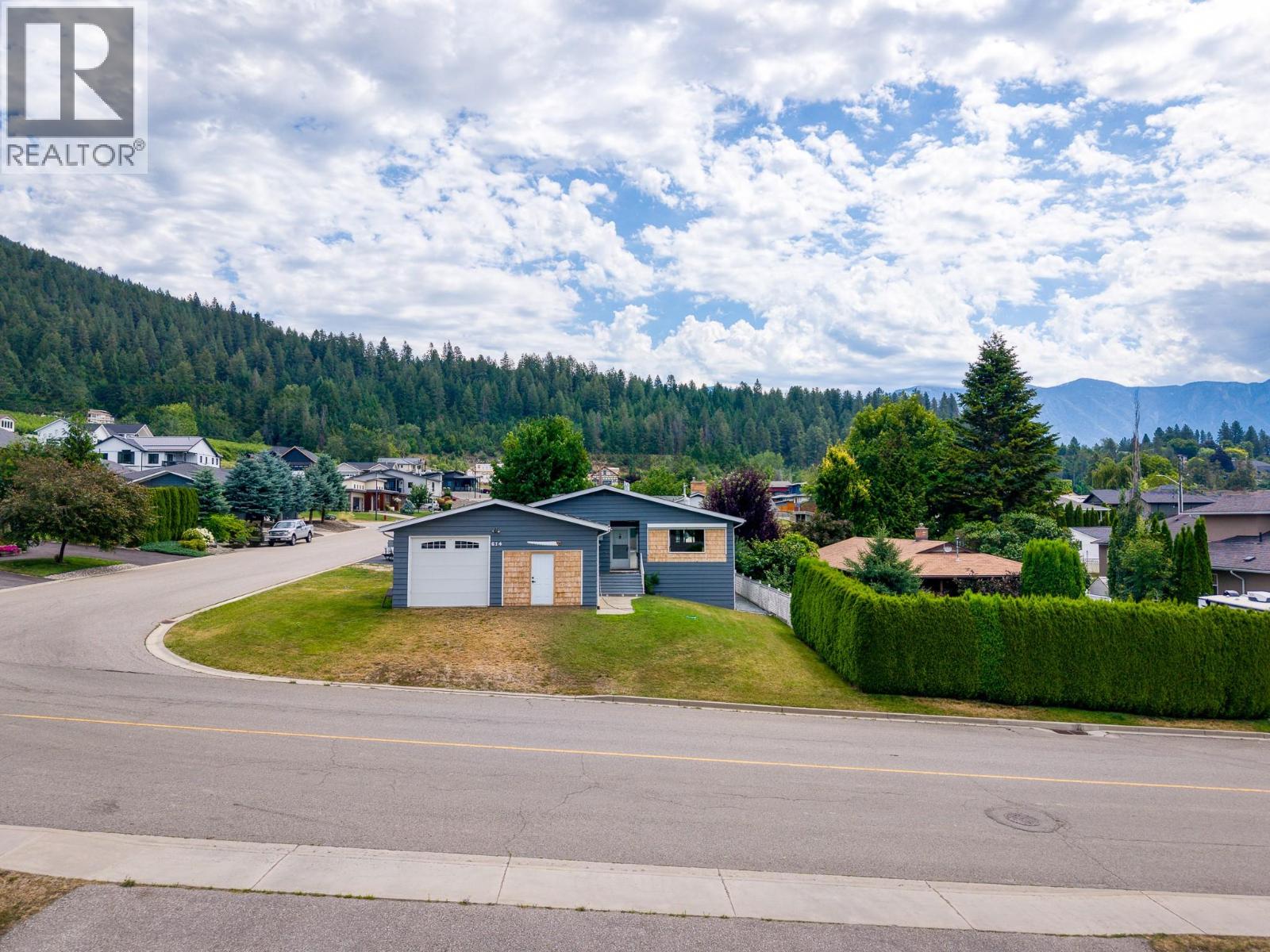 614 16th Avenue N Property Photo 47