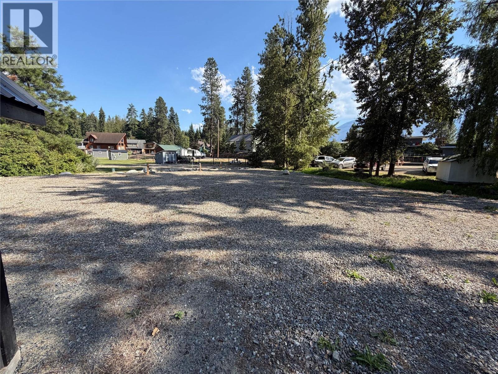 260 Laguna Crescent Property Photo 5