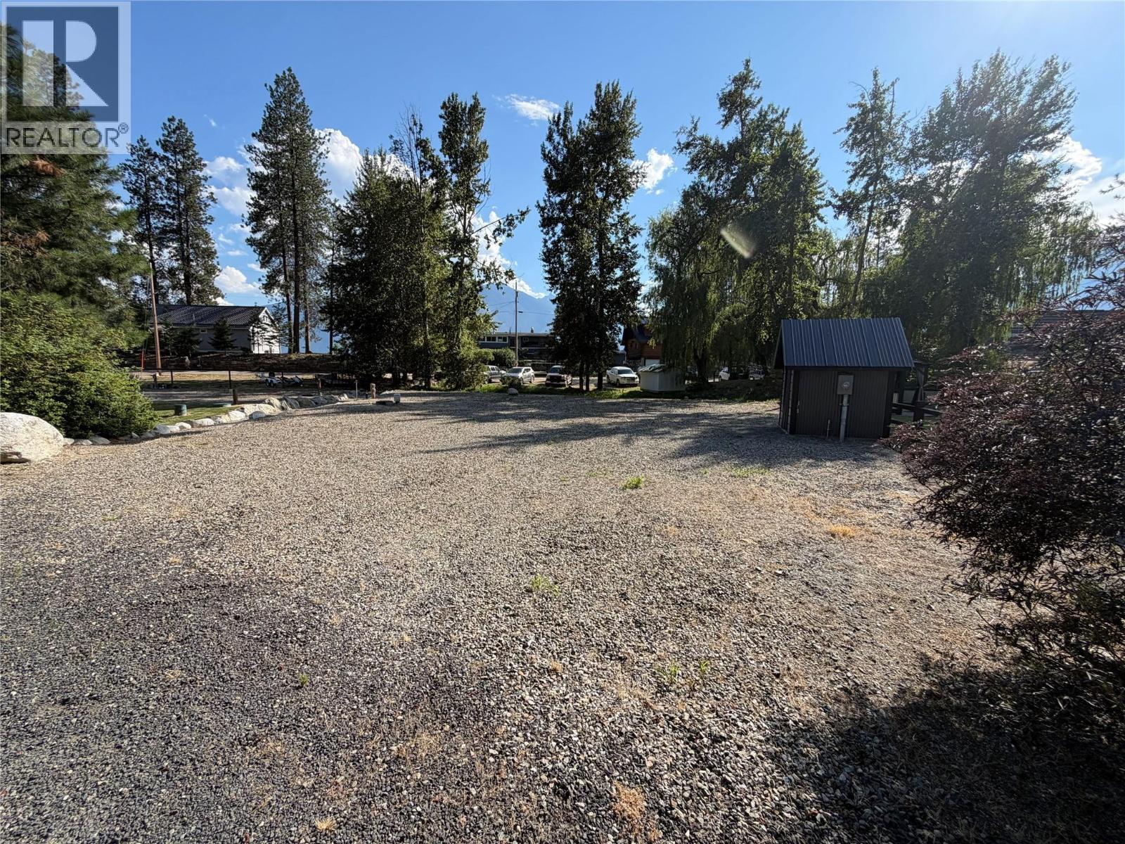 260 Laguna Crescent Property Photo 13