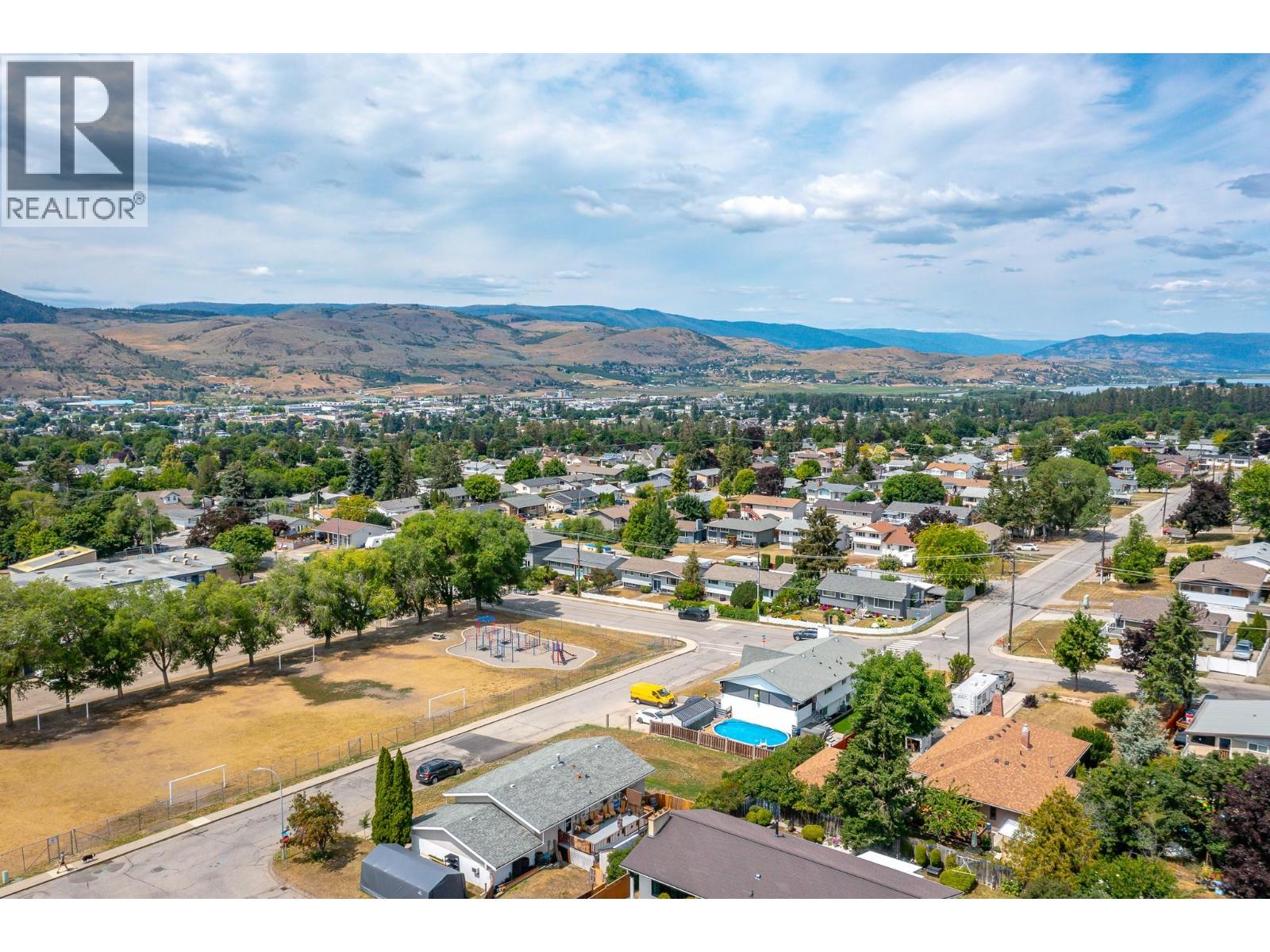 3401 12 Street Property Photo 10