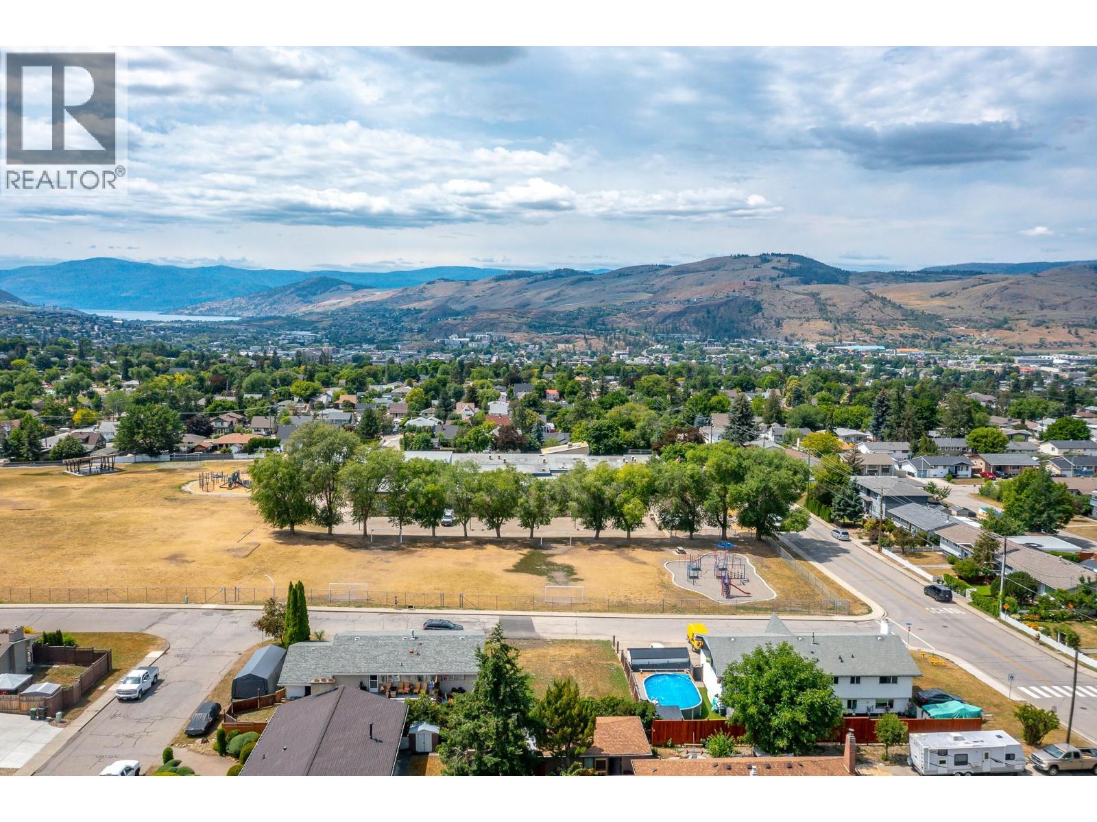 3401 12 Street Property Photo 11