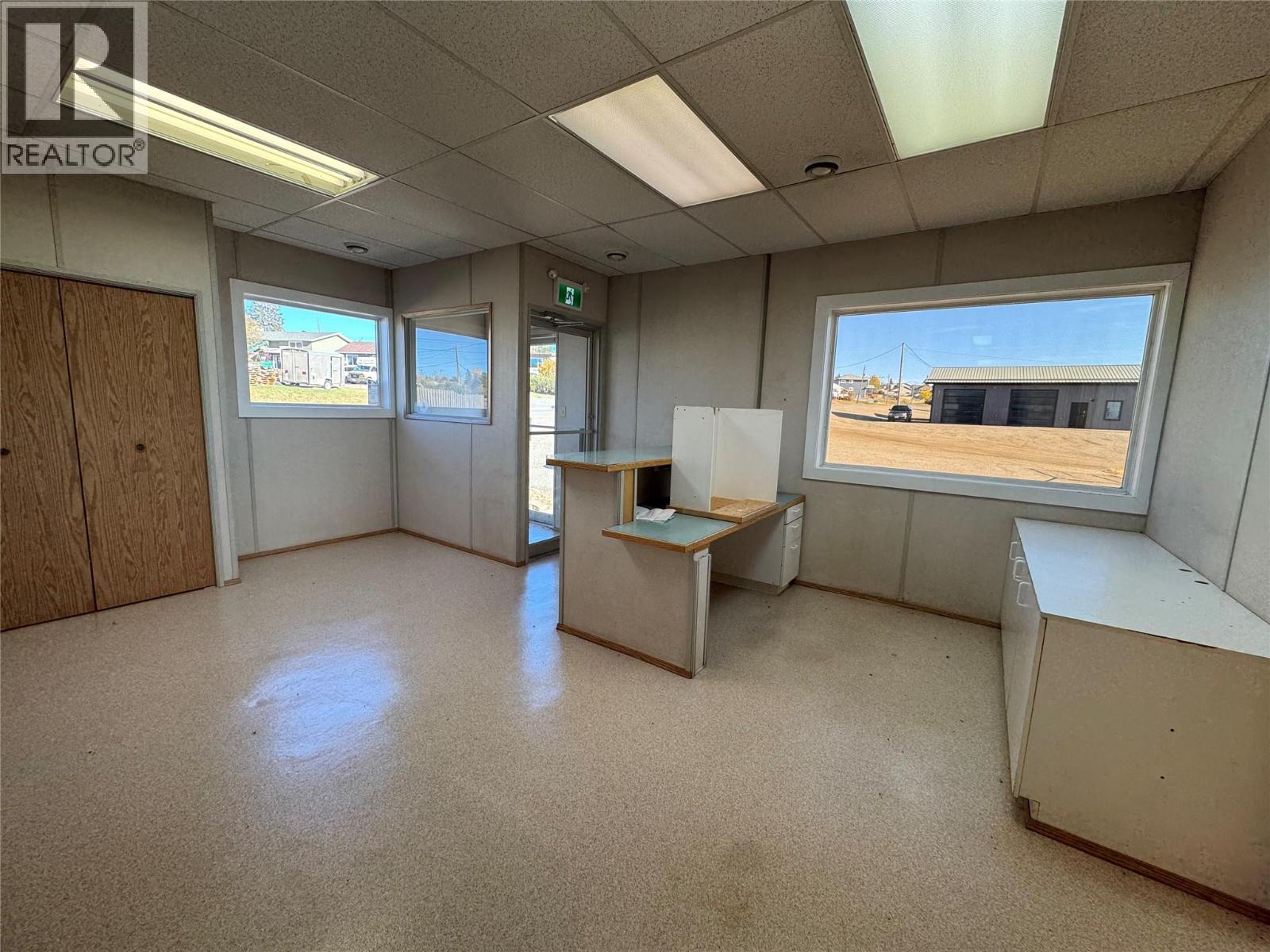 1005 Spinney Drive Property Photo 8