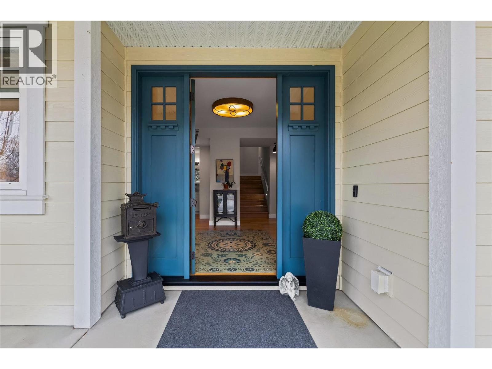 2050 Long Street Property Photo 13