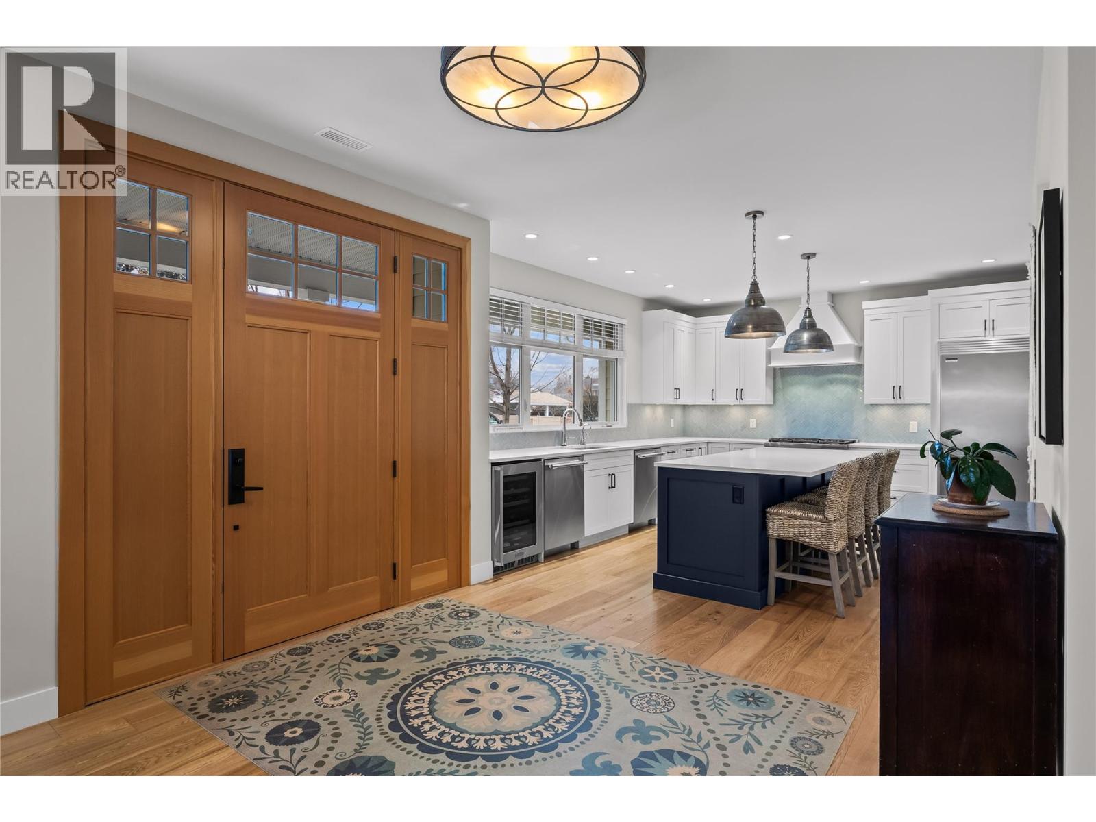 2050 Long Street Property Photo 15
