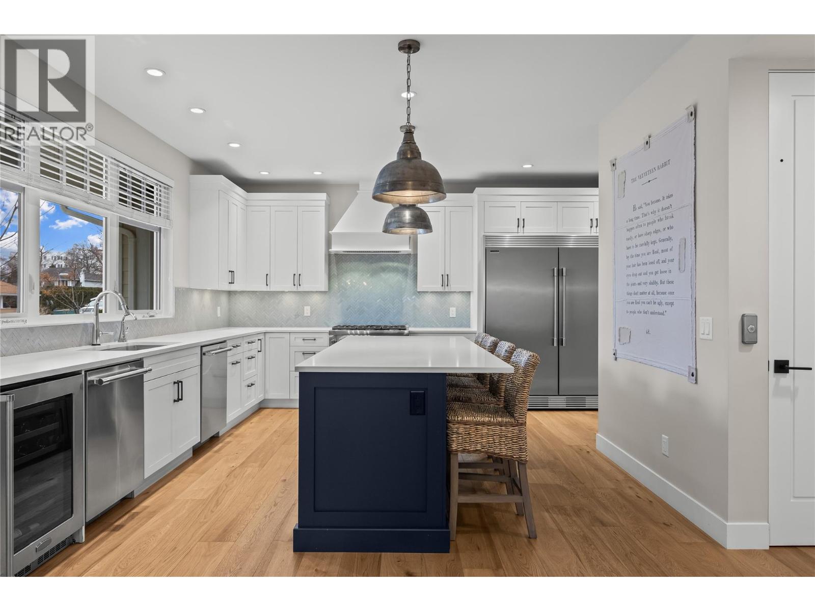 2050 Long Street Property Photo 17