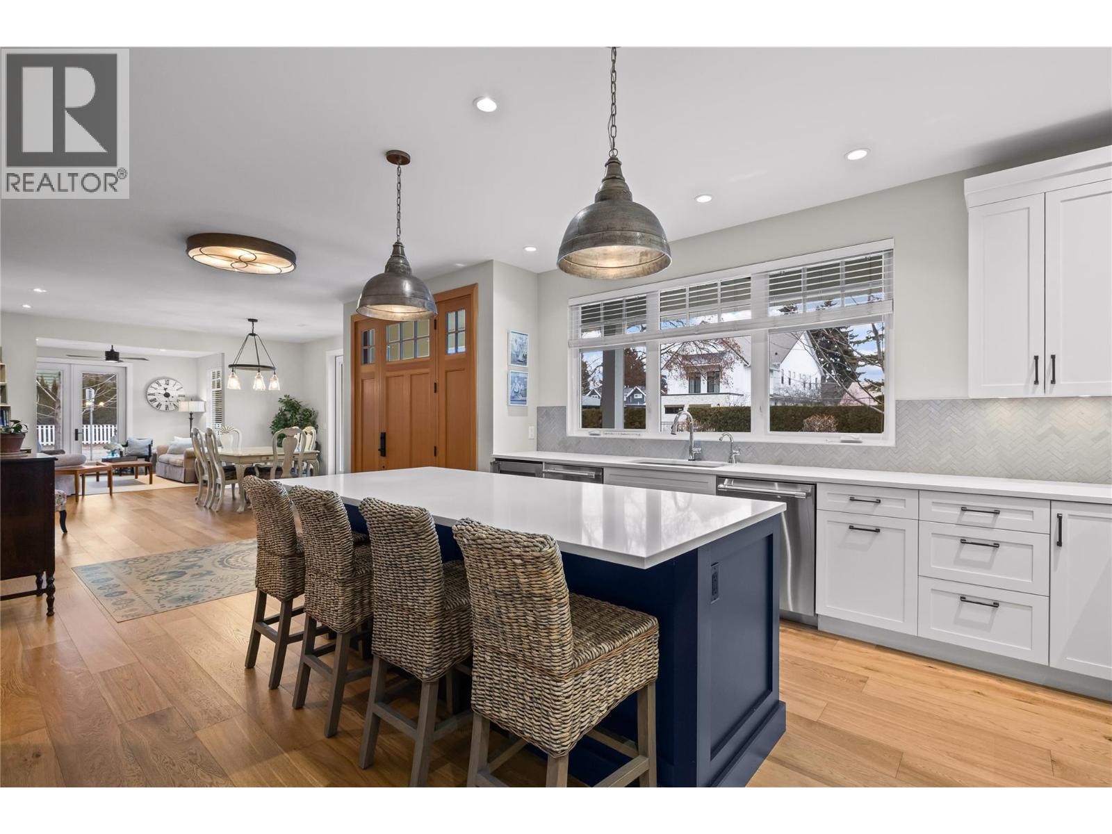 2050 Long Street Property Photo 18