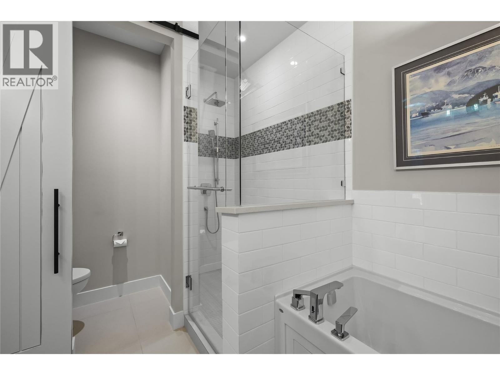 2050 Long Street Property Photo 31