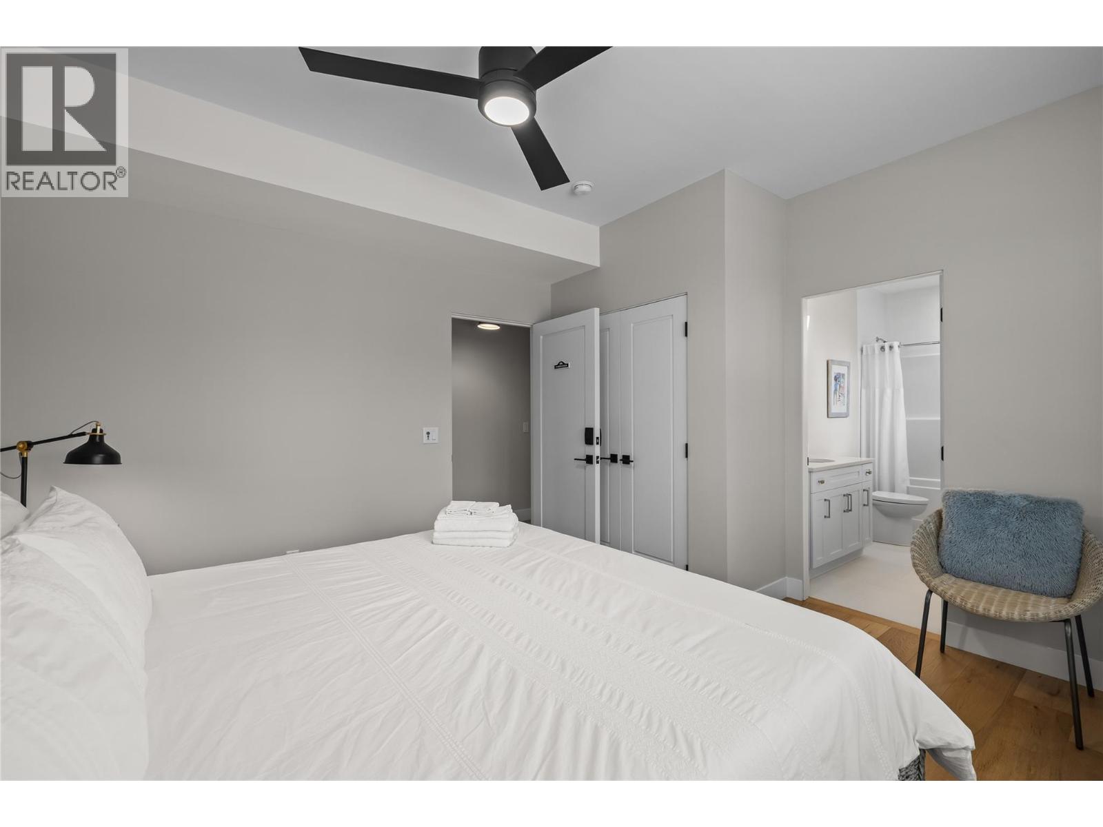 2050 Long Street Property Photo 37
