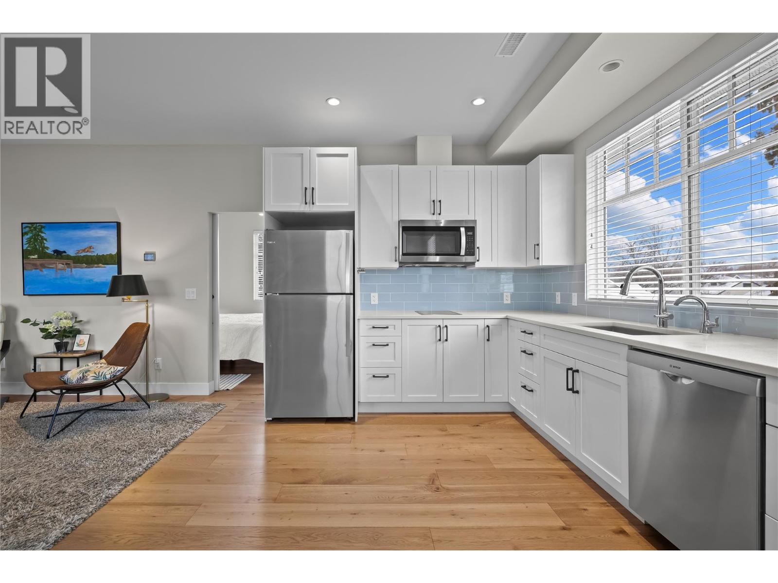 2050 Long Street Property Photo 48