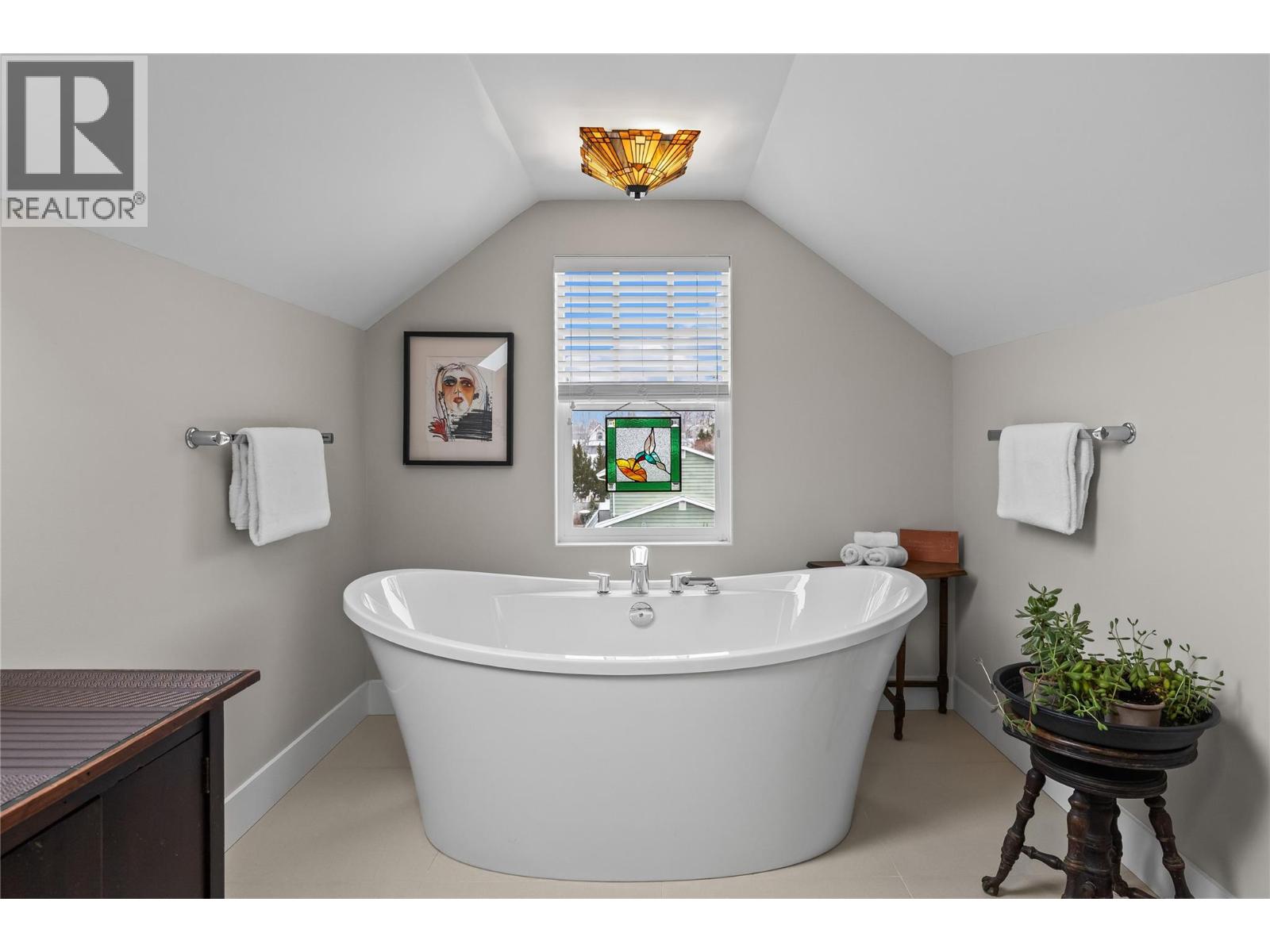 2050 Long Street Property Photo 58