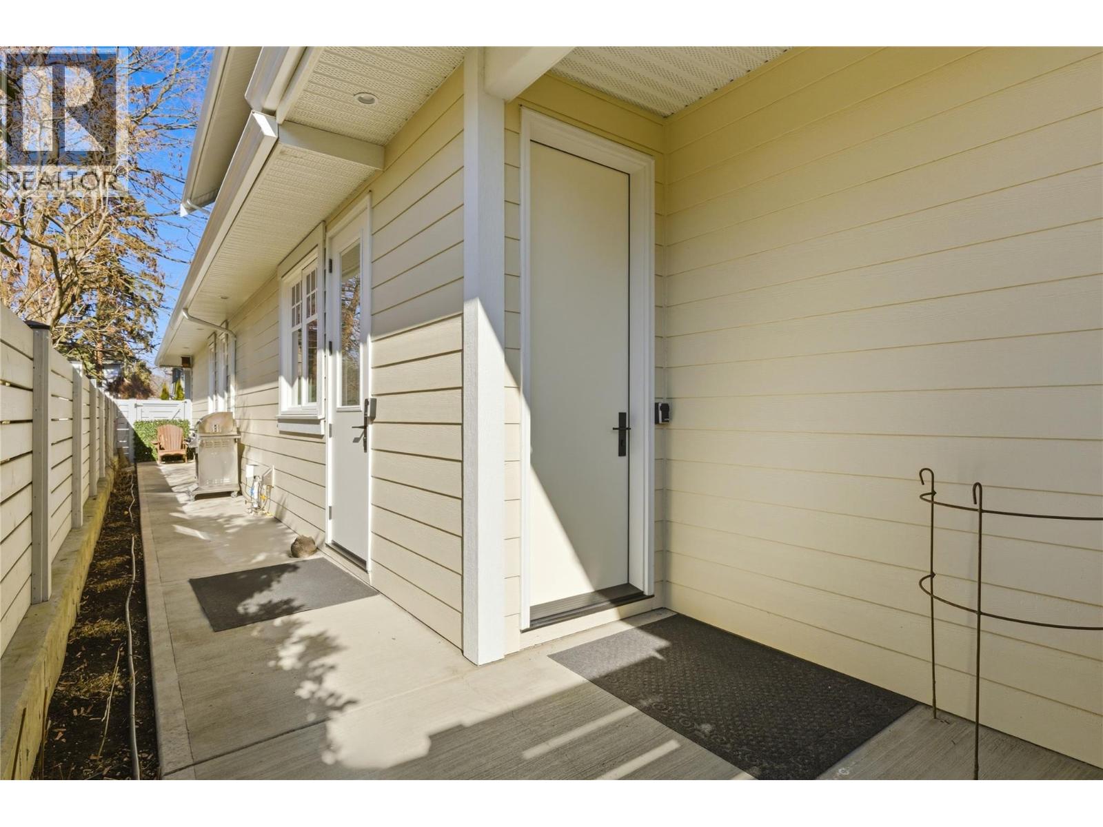 2050 Long Street Property Photo 63