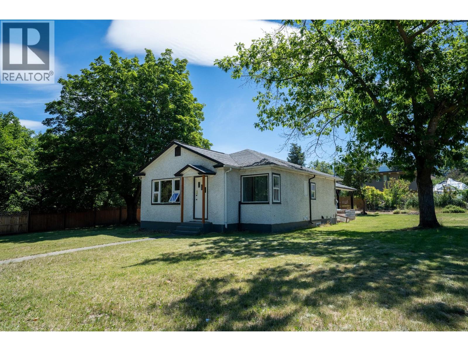 778 Central Avenue Property Photo 1