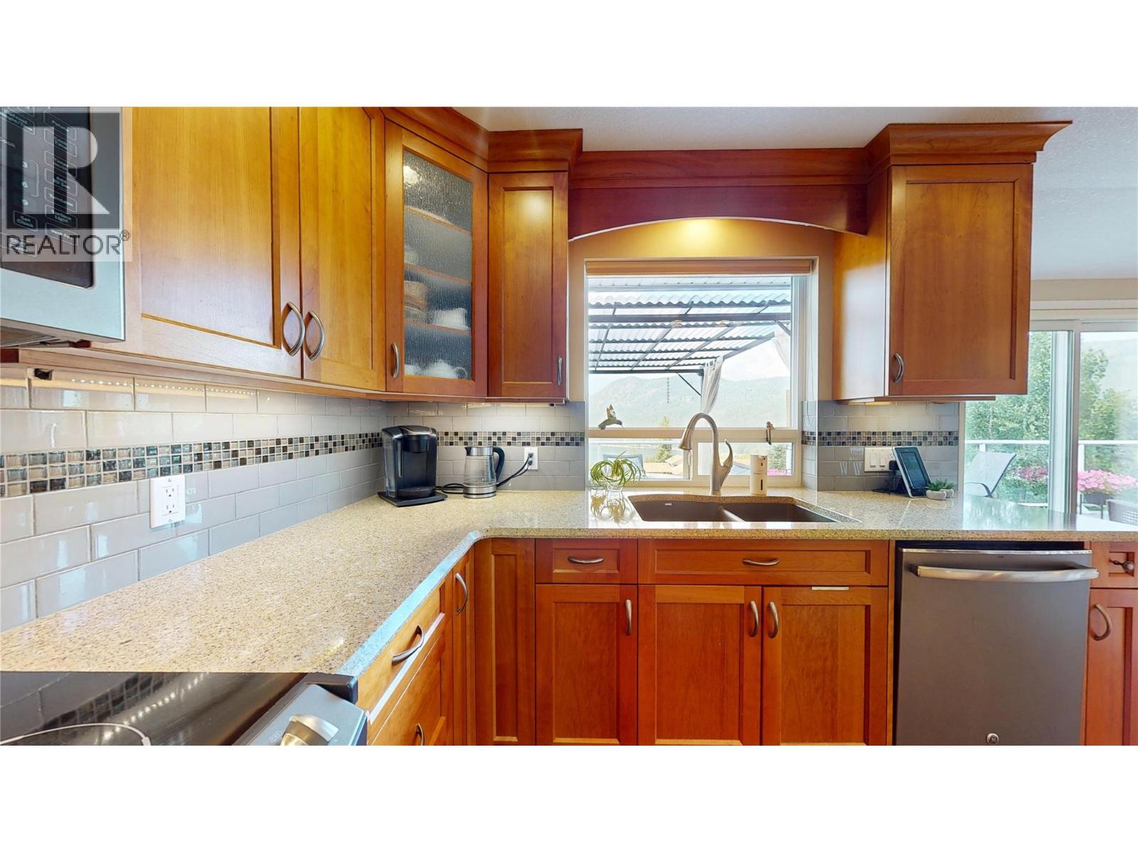 2595 Golf Course Drive Property Photo 15
