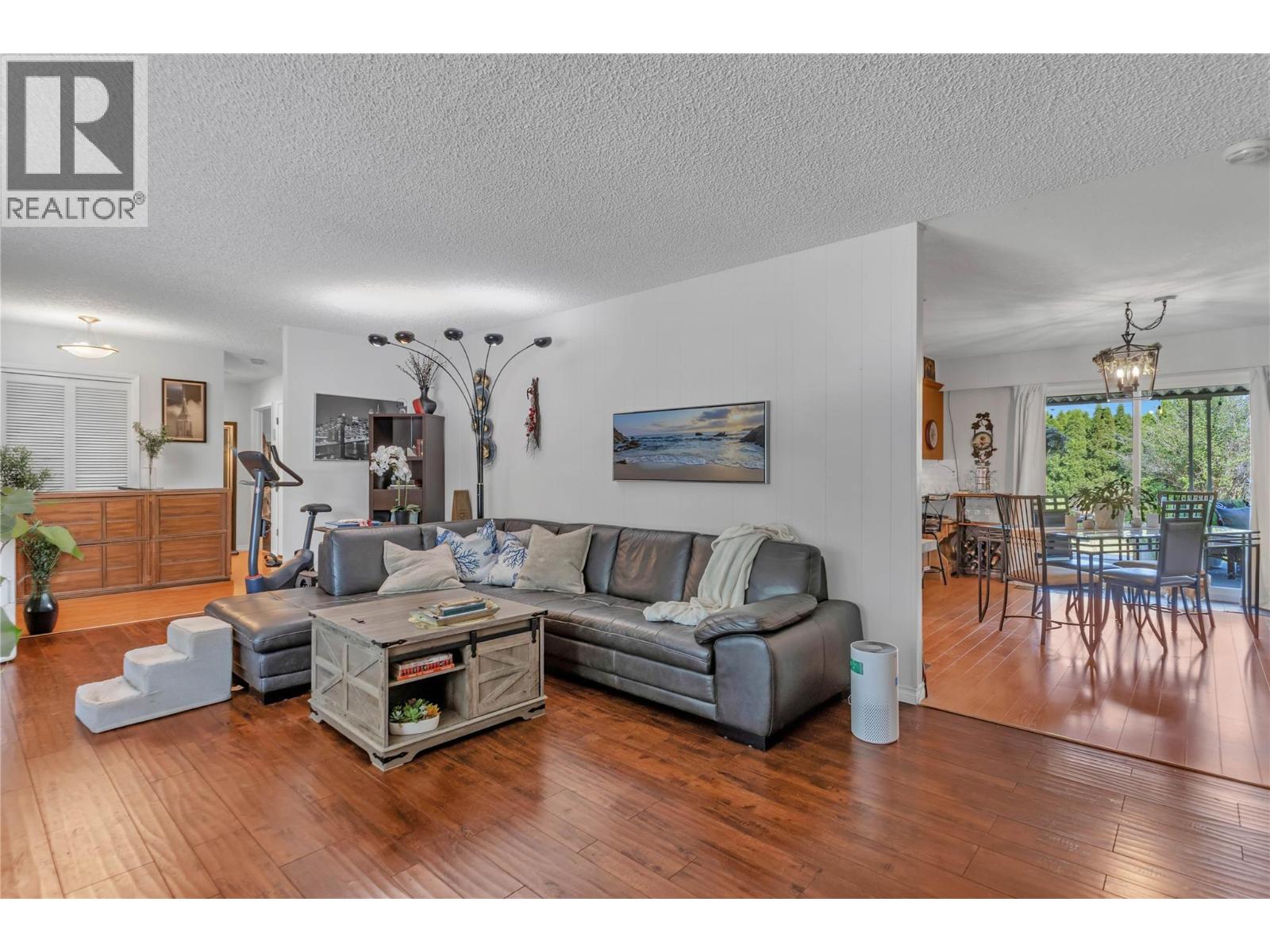 3259 St Amand Road Property Photo 6