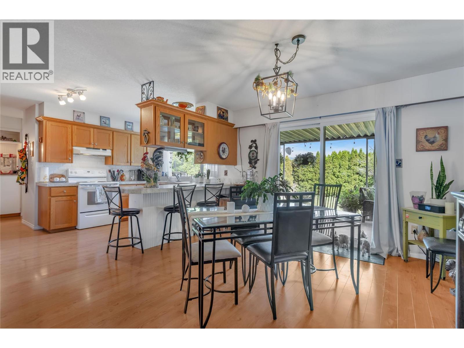 3259 St Amand Road Property Photo 7