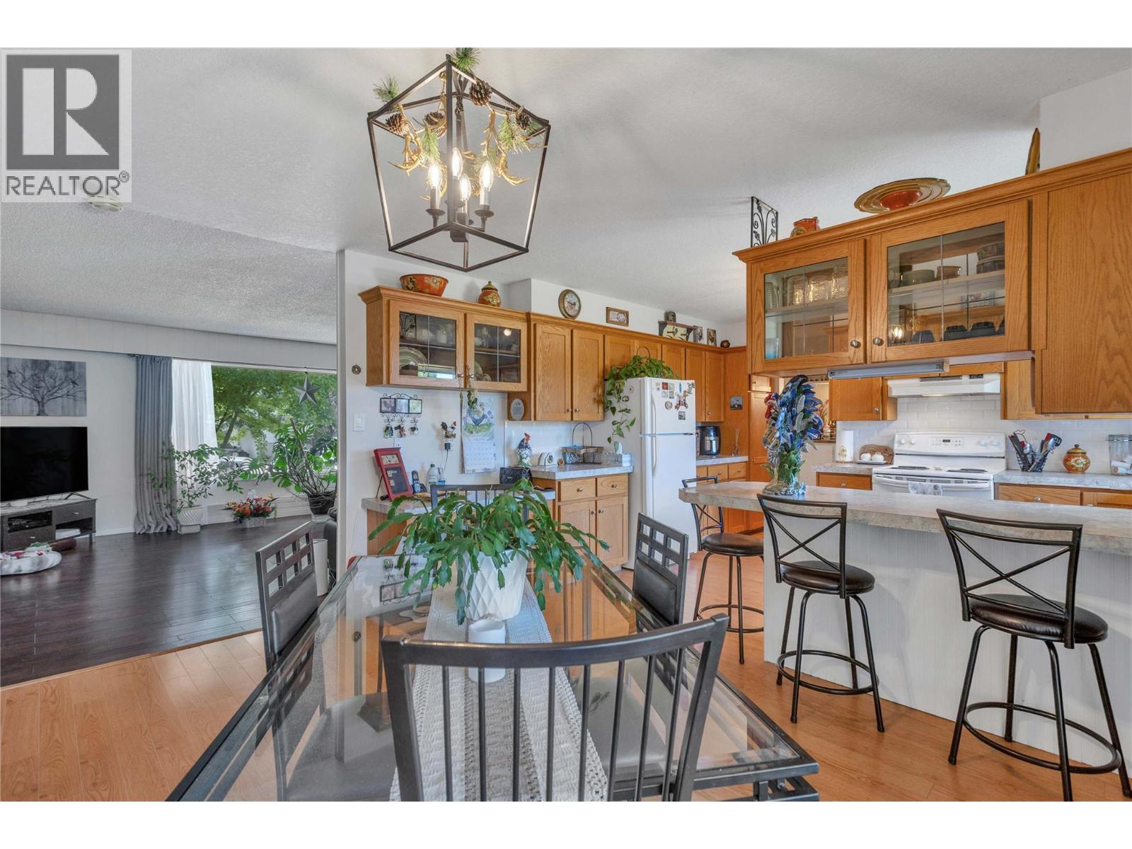 3259 St Amand Road Property Photo 8
