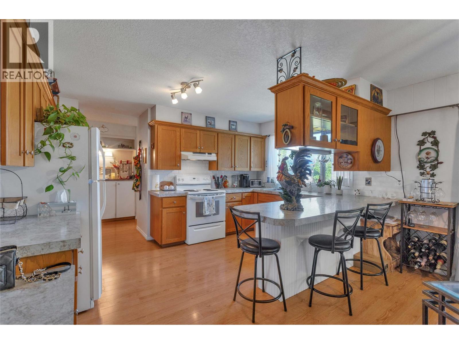3259 St Amand Road Property Photo 9