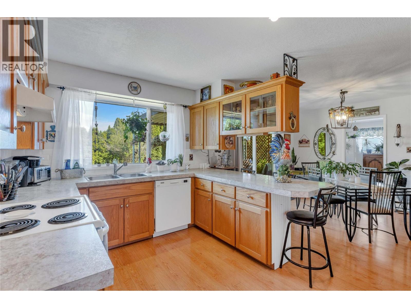 3259 St Amand Road Property Photo 10