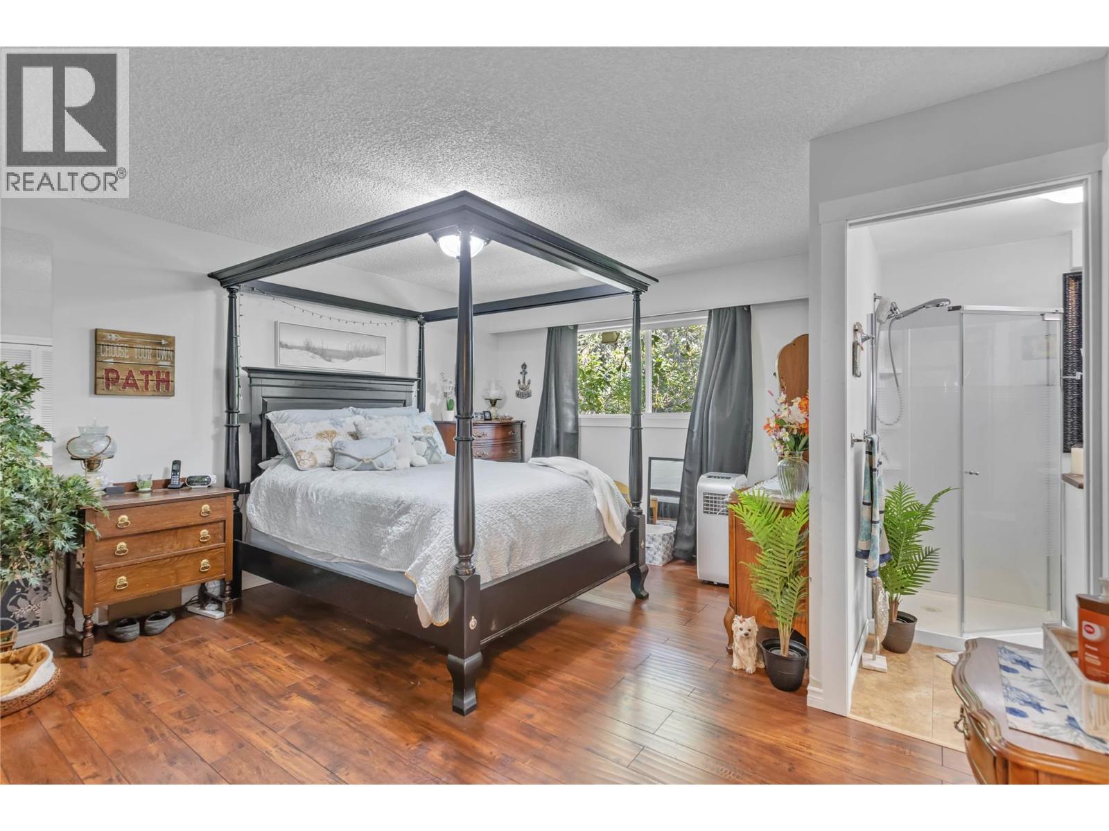 3259 St Amand Road Property Photo 12