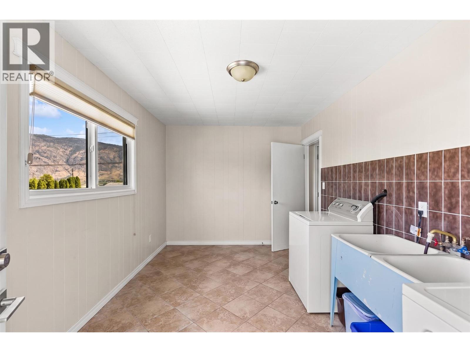 6012 107th Street Property Photo 40