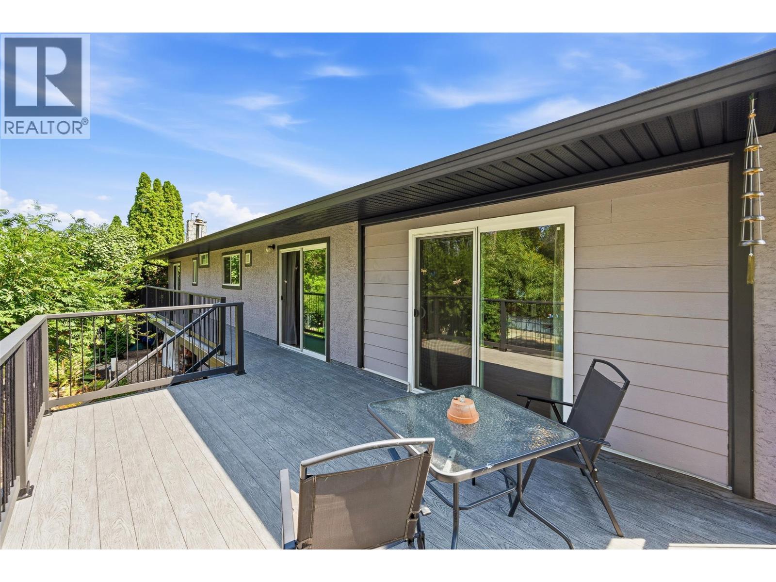 10330 Meadow Road Property Photo 24