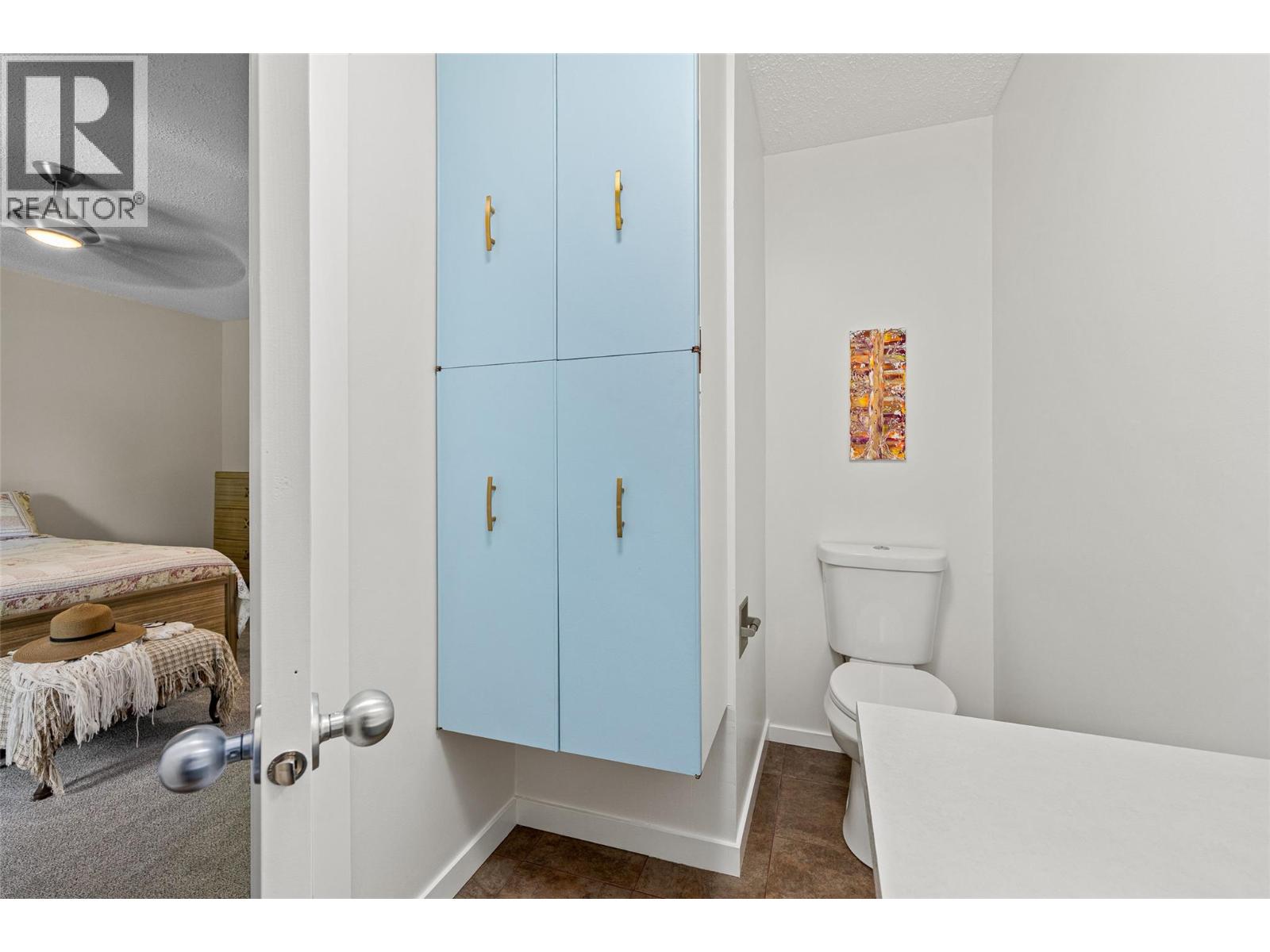 10330 Meadow Road Property Photo 31