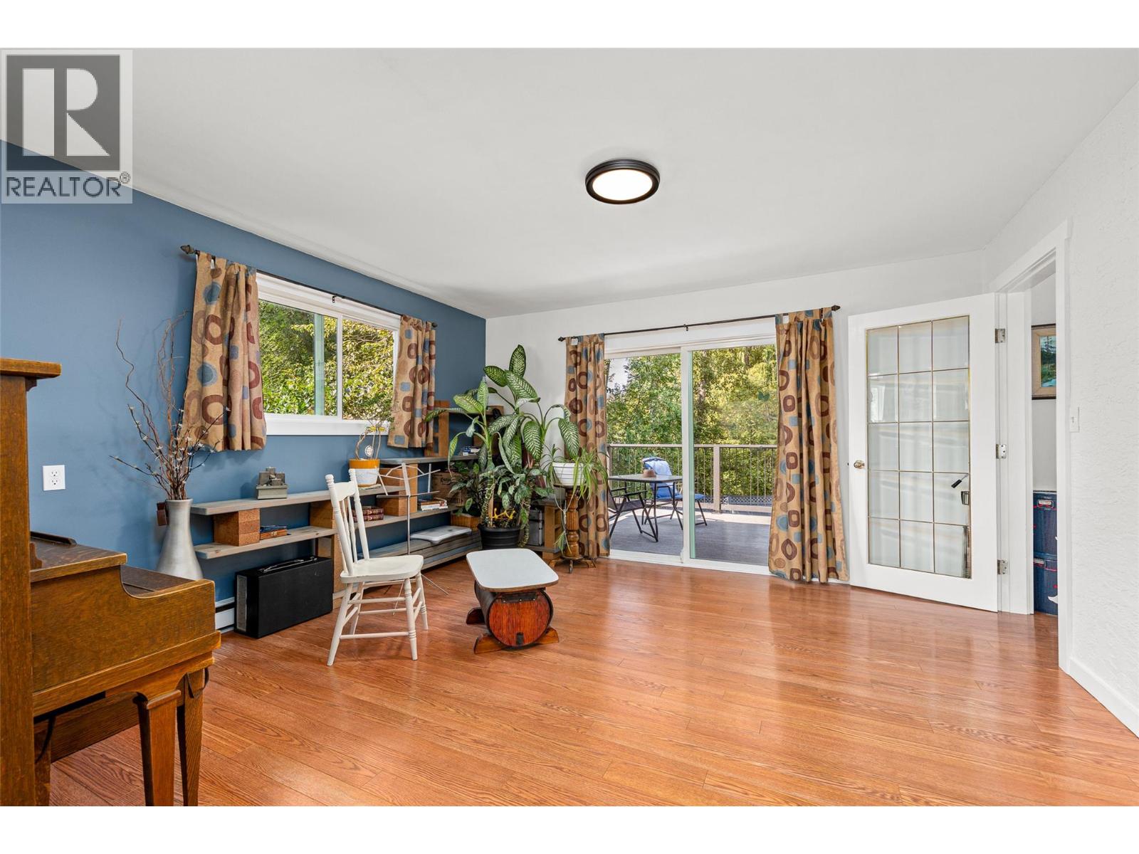 10330 Meadow Road Property Photo 35