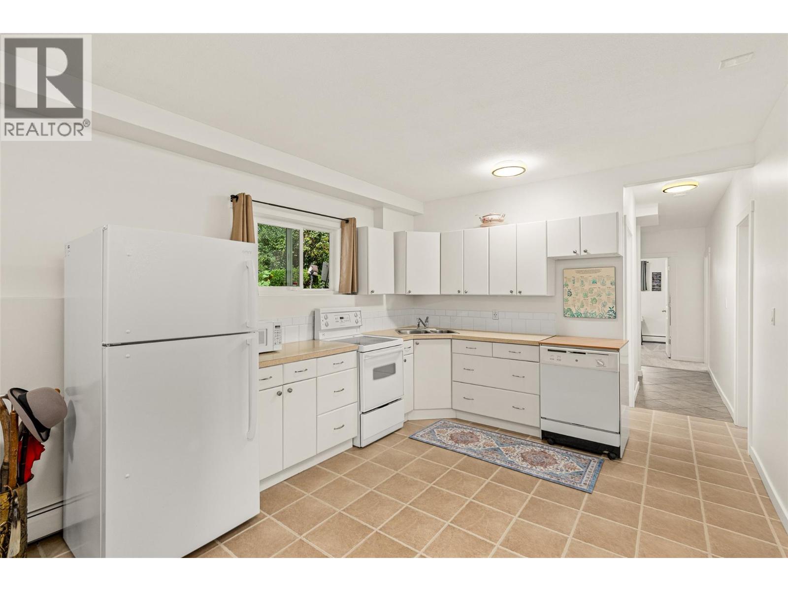 10330 Meadow Road Property Photo 40