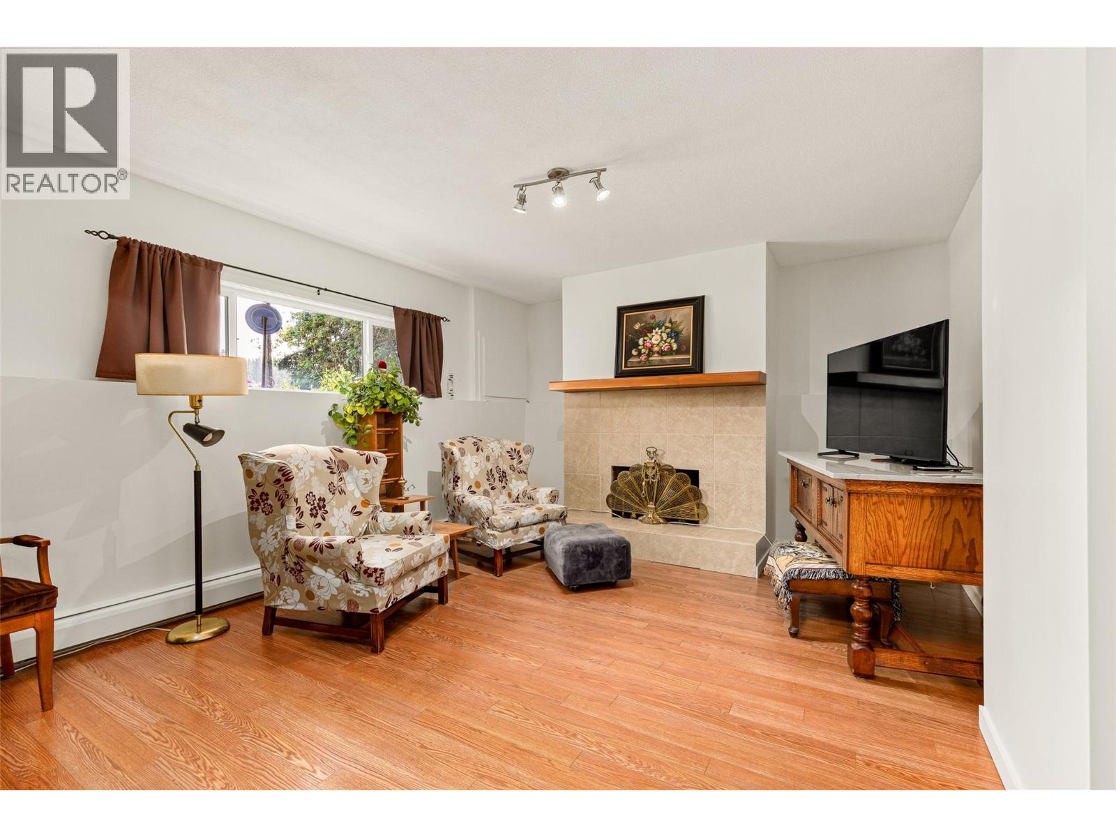 10330 Meadow Road Property Photo 44