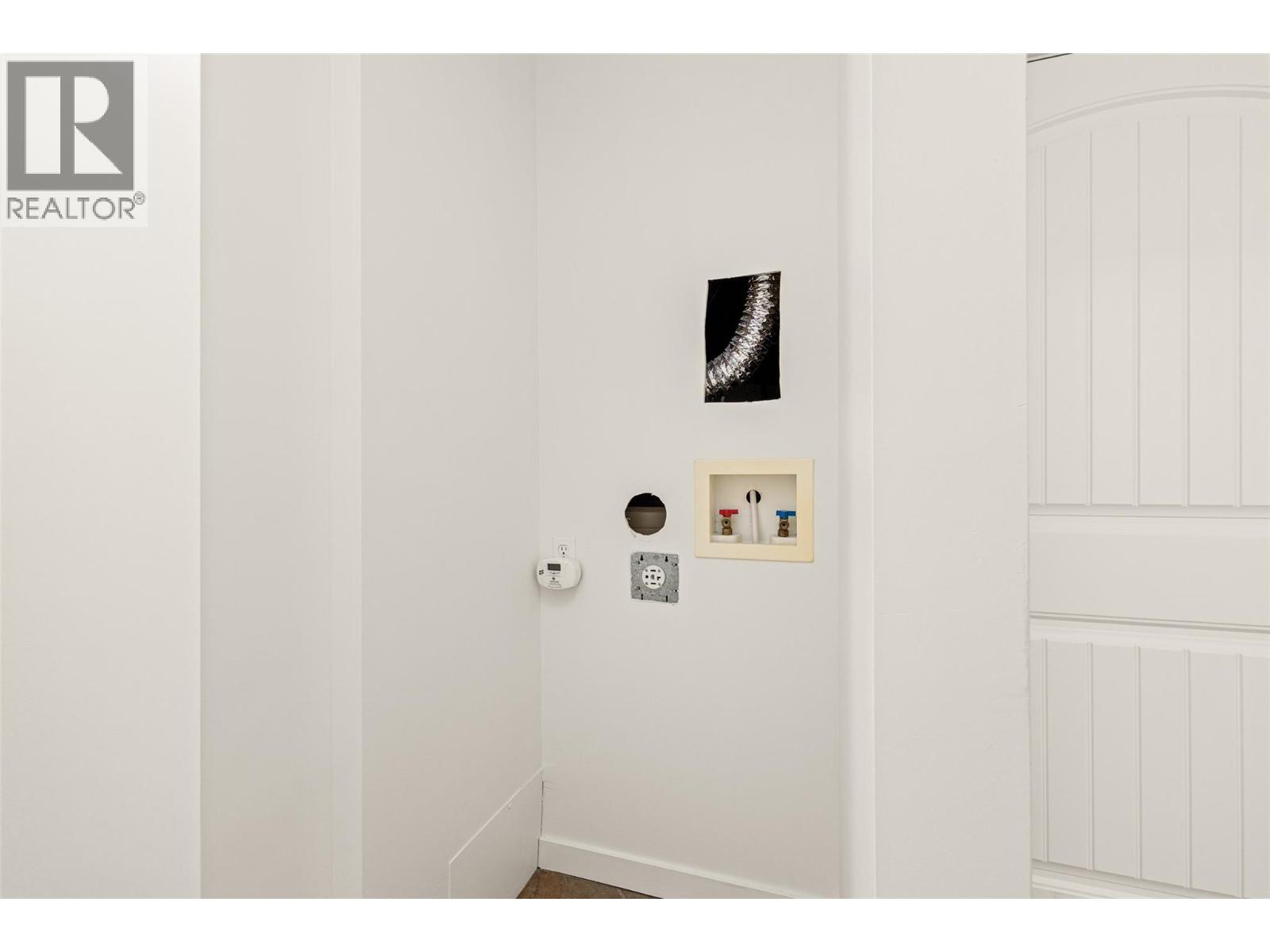 10330 Meadow Road Property Photo 50