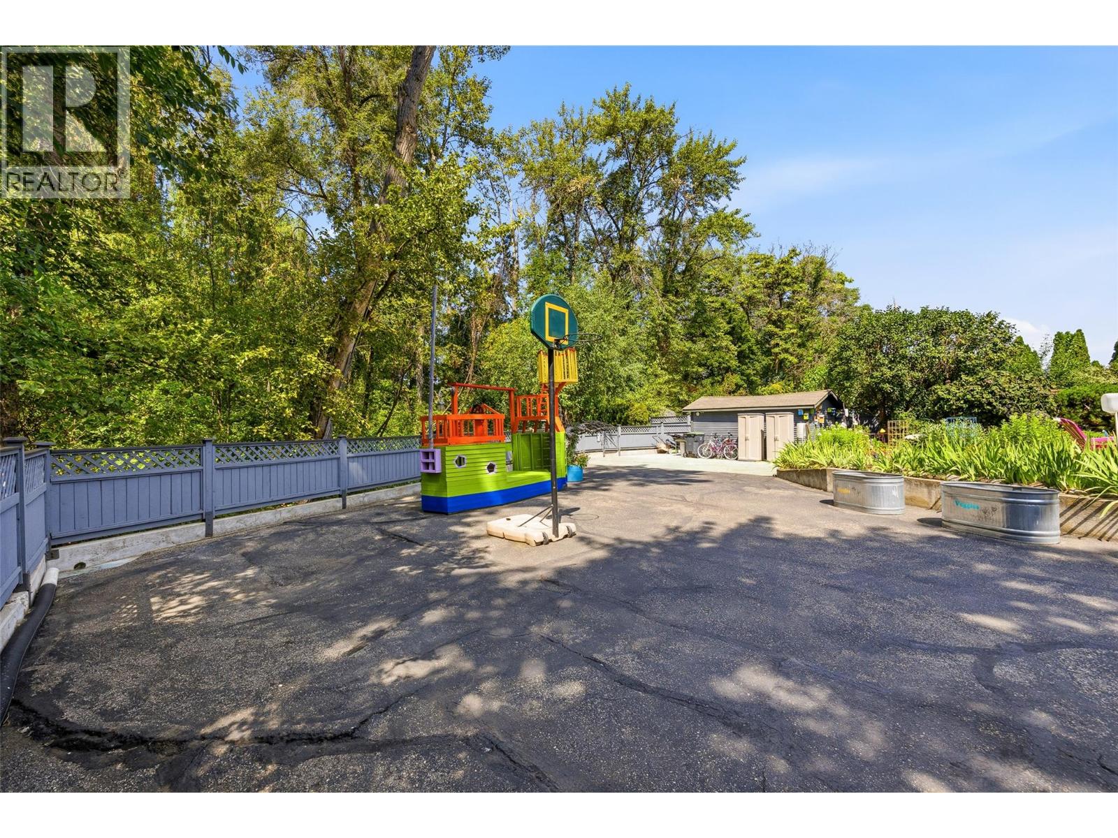 10330 Meadow Road Property Photo 59