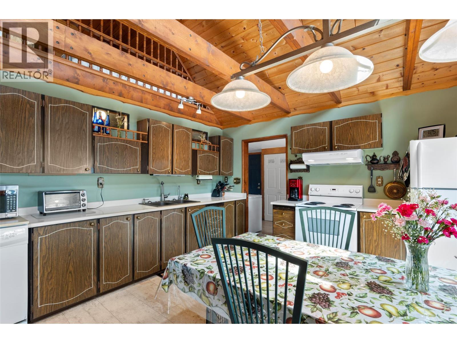 5048 Lauder Road Property Photo 14