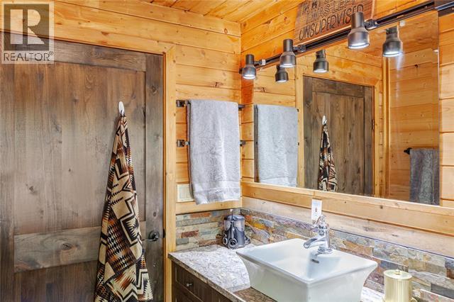 5572 Oyama Lake Road Property Photo 27