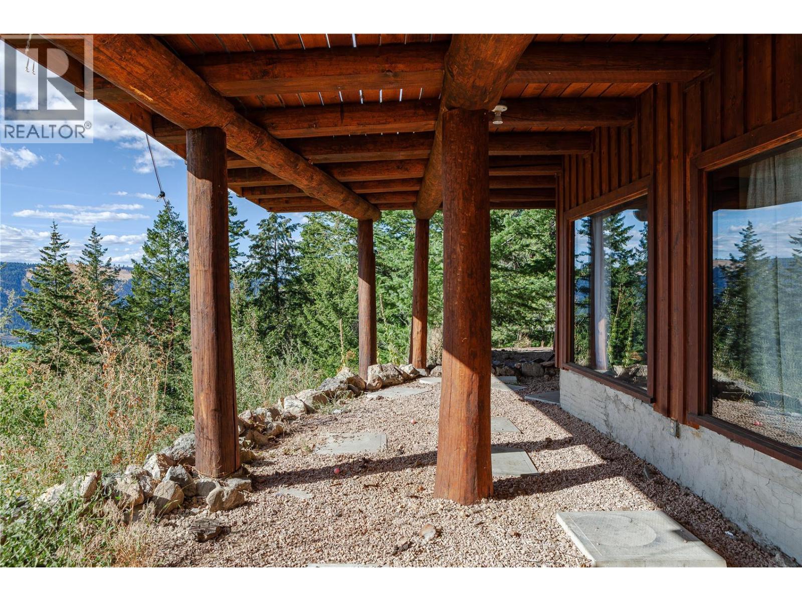 5572 Oyama Lake Road Property Photo 37