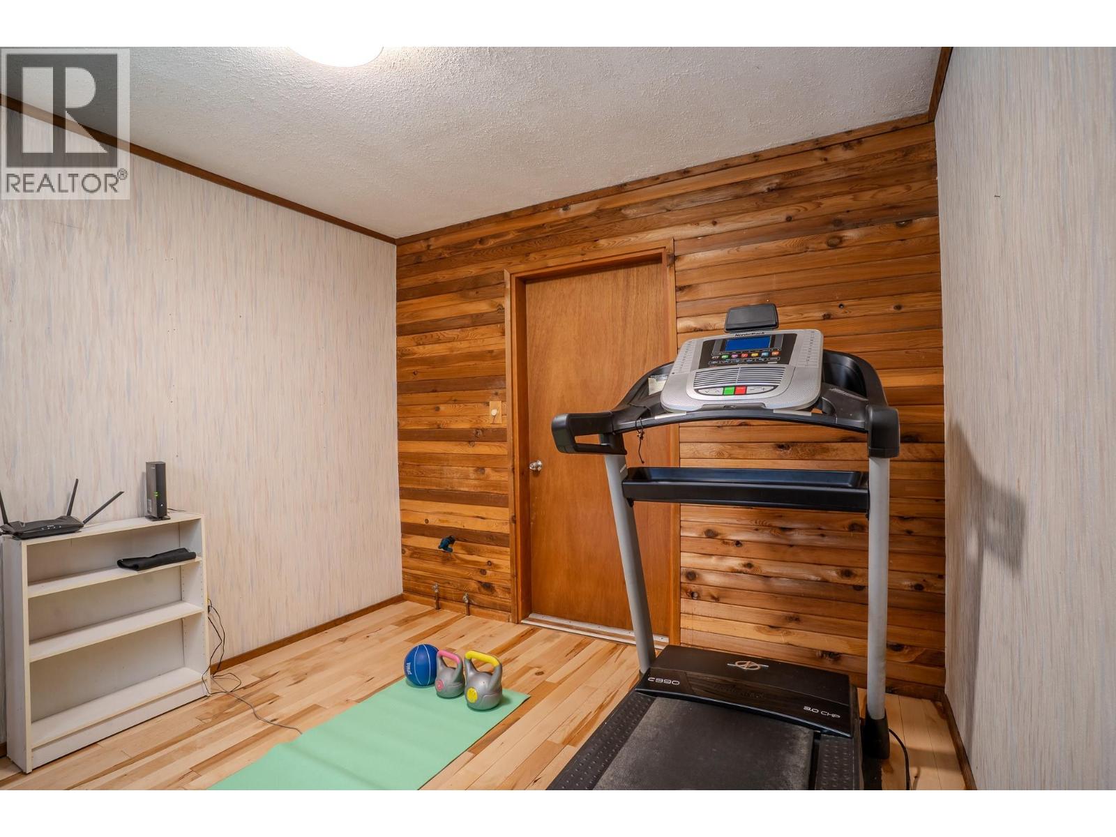 4289 Dunsmuir Road Property Photo 21