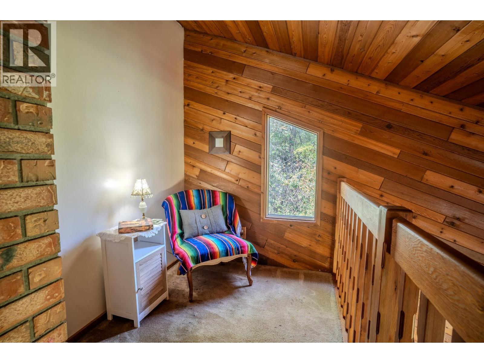 4289 Dunsmuir Road Property Photo 23