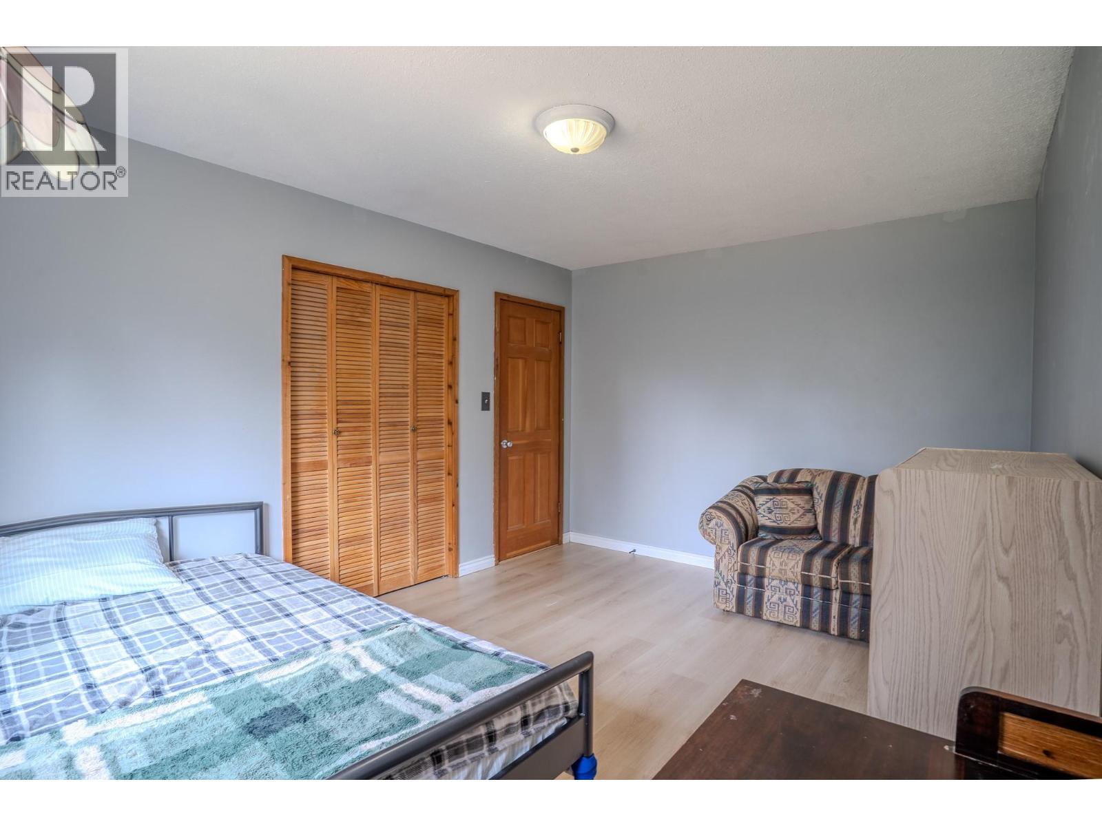 4289 Dunsmuir Road Property Photo 33