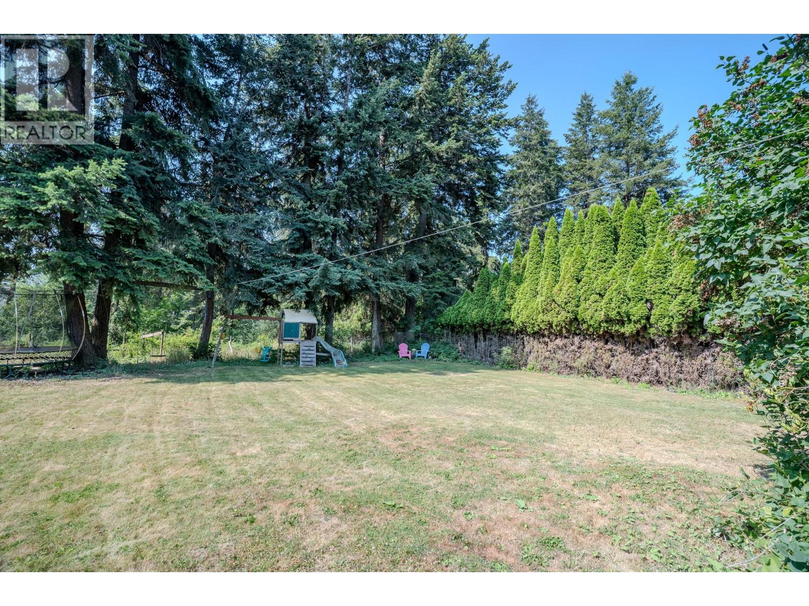 4289 Dunsmuir Road Property Photo 44