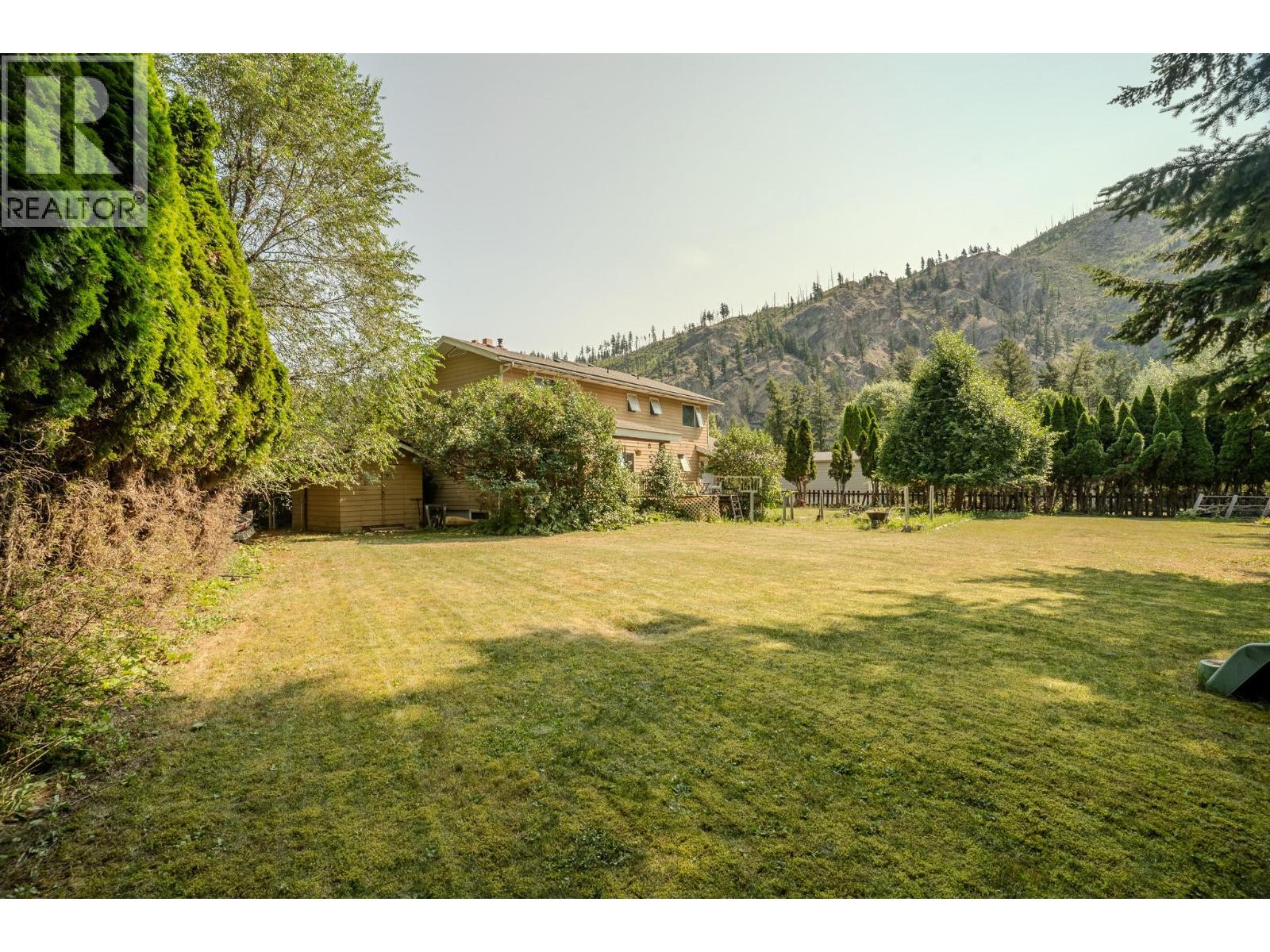 4289 Dunsmuir Road Property Photo 47