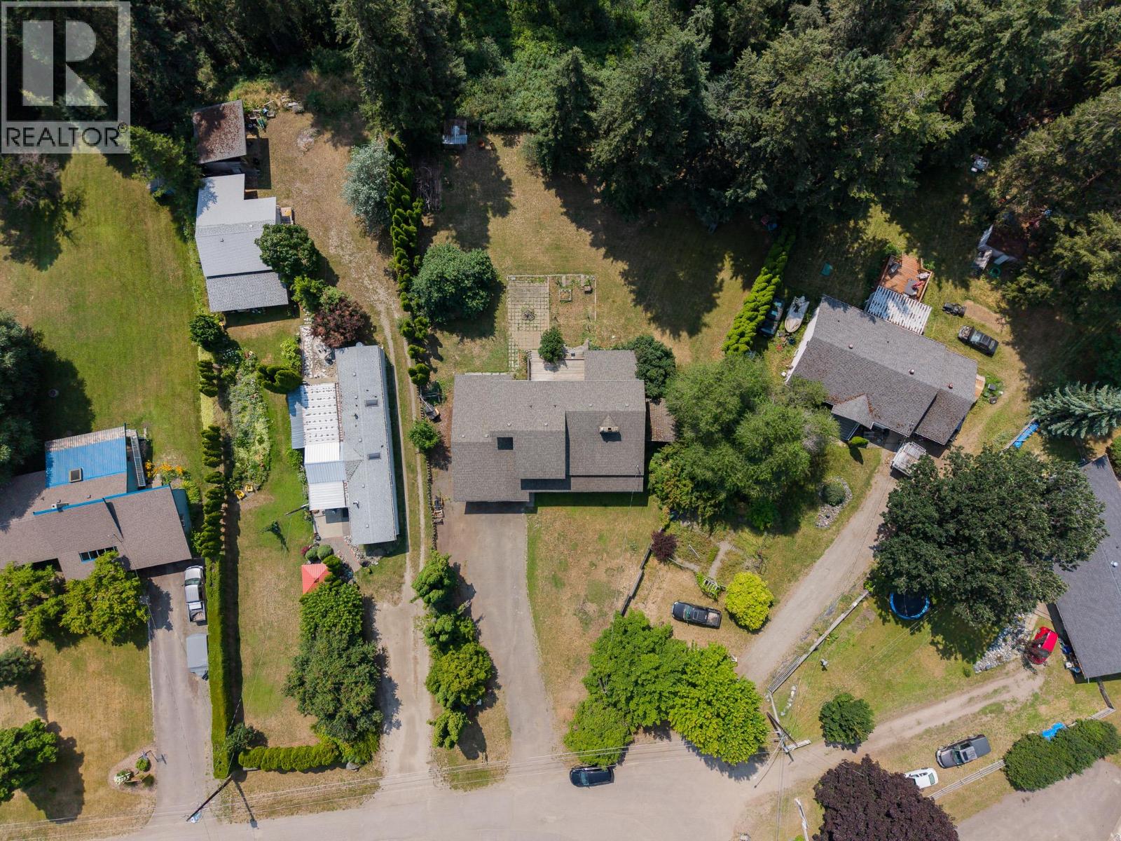 4289 Dunsmuir Road Property Photo 56
