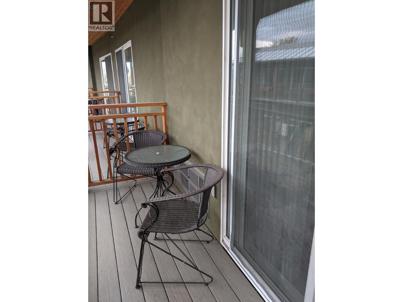 6203 Willow Avenue Property Photo 12